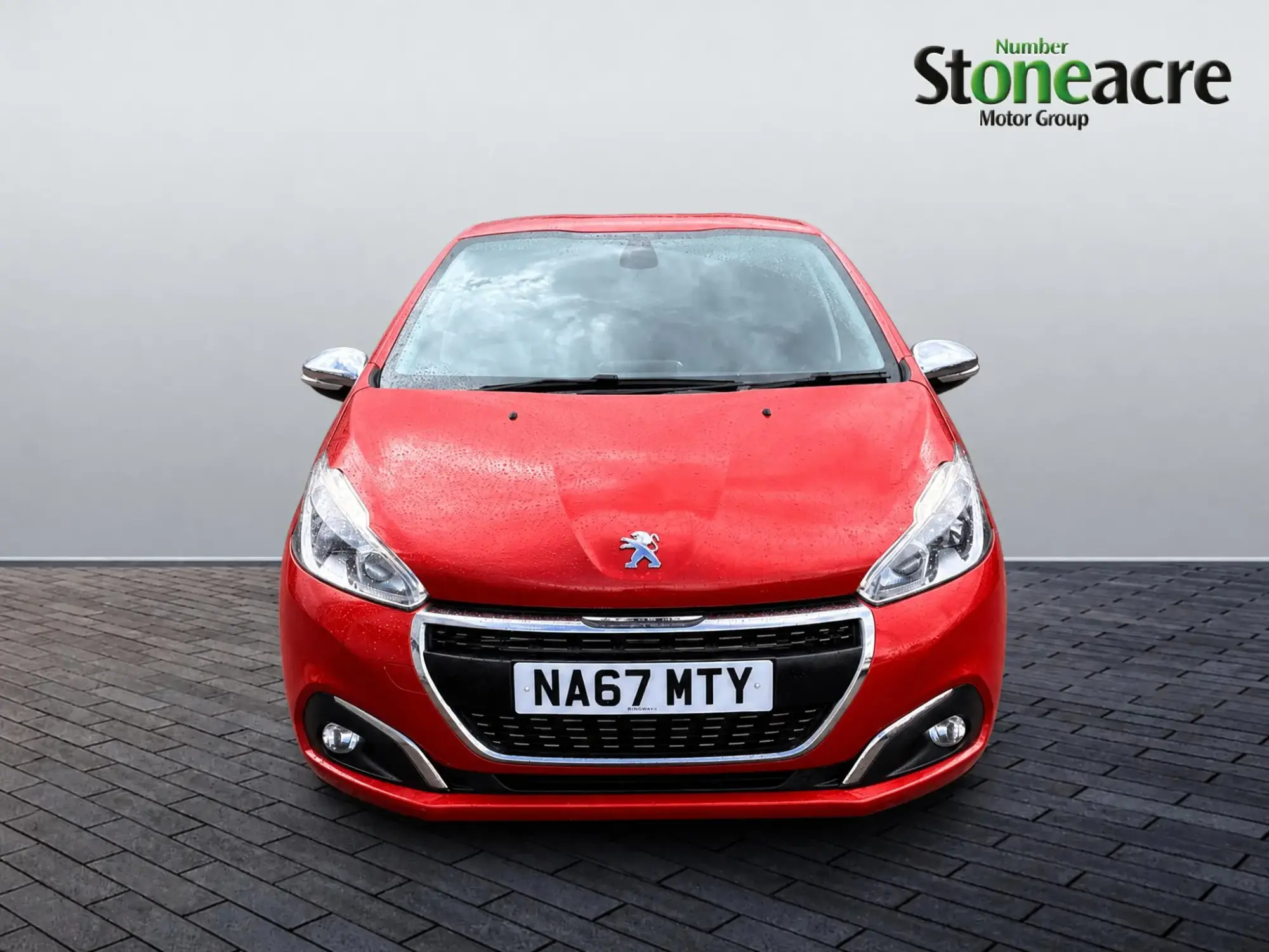 Peugeot 208 1.2 PureTech Allure Hatchback 5dr Petrol Manual Euro 6 (82 ps) NA67MTY Image 2