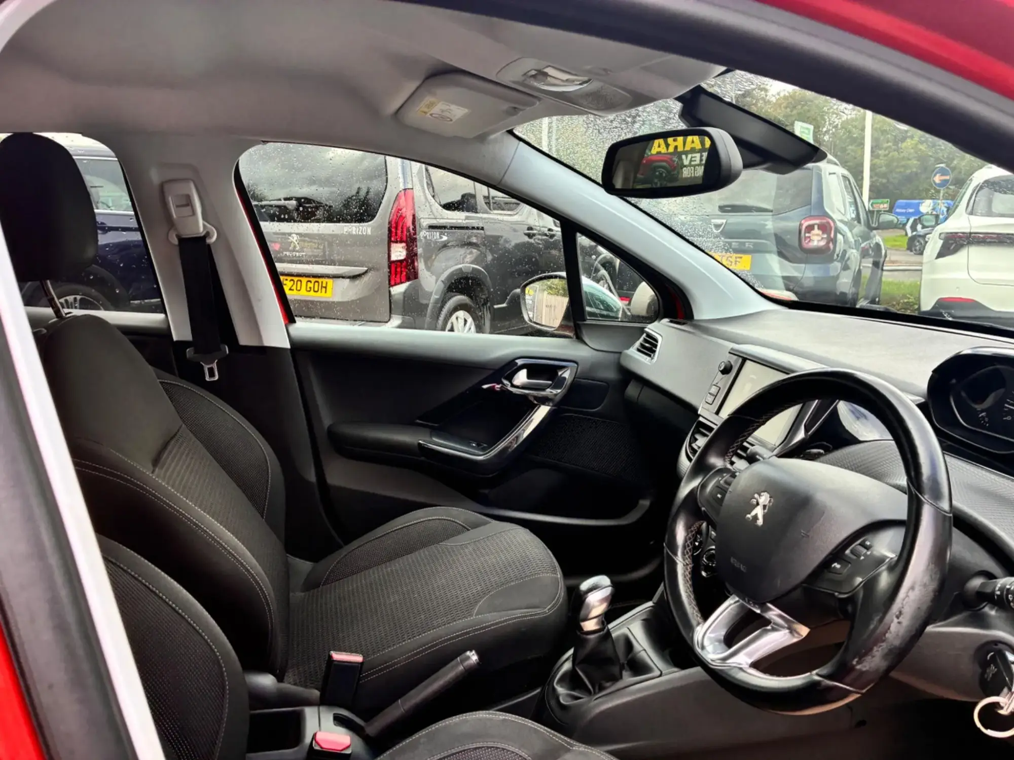 Peugeot 208 Image 16 Peugeot 208 Image 16