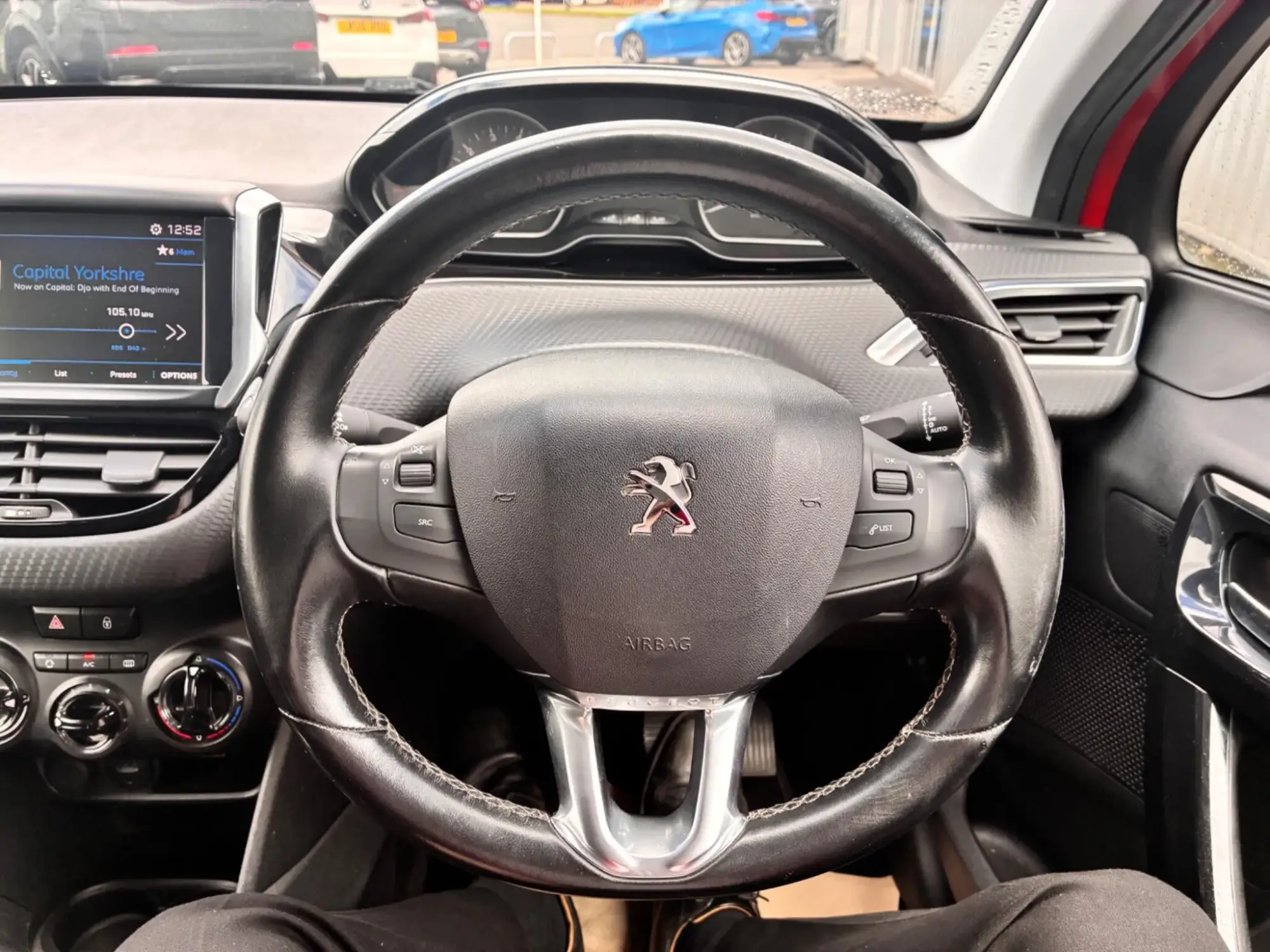 Peugeot 208 Image 10 Peugeot 208 Image 10
