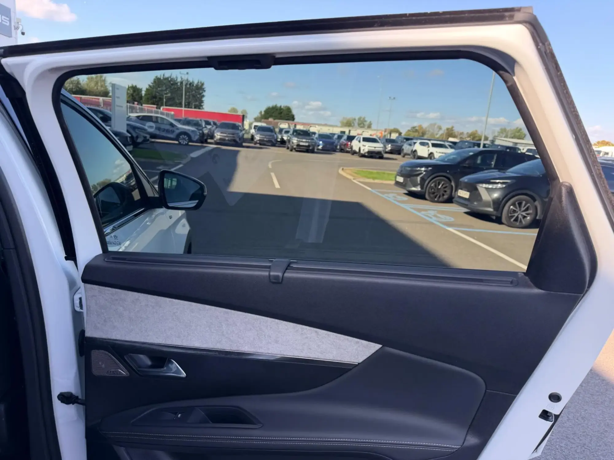 Peugeot 5008 Image 26