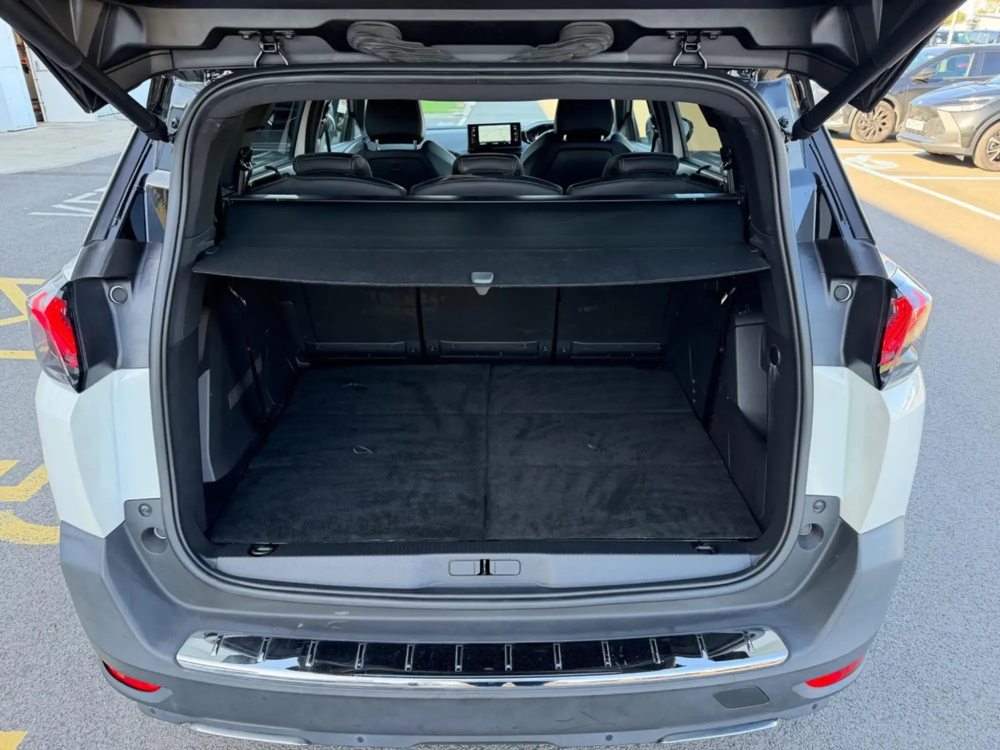 Peugeot 5008 Image 32