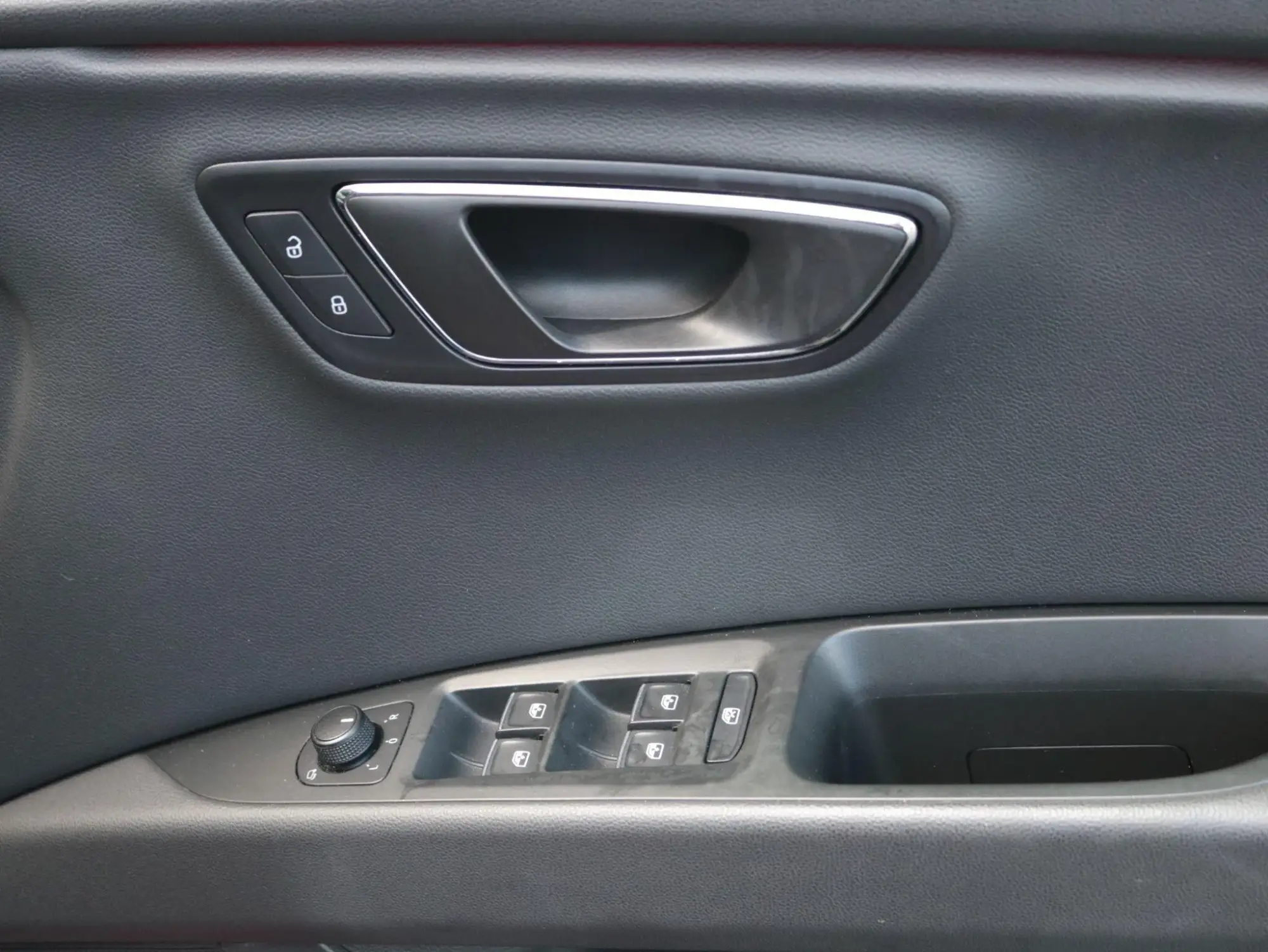 SEAT Leon Image 30 SEAT Leon Image 30