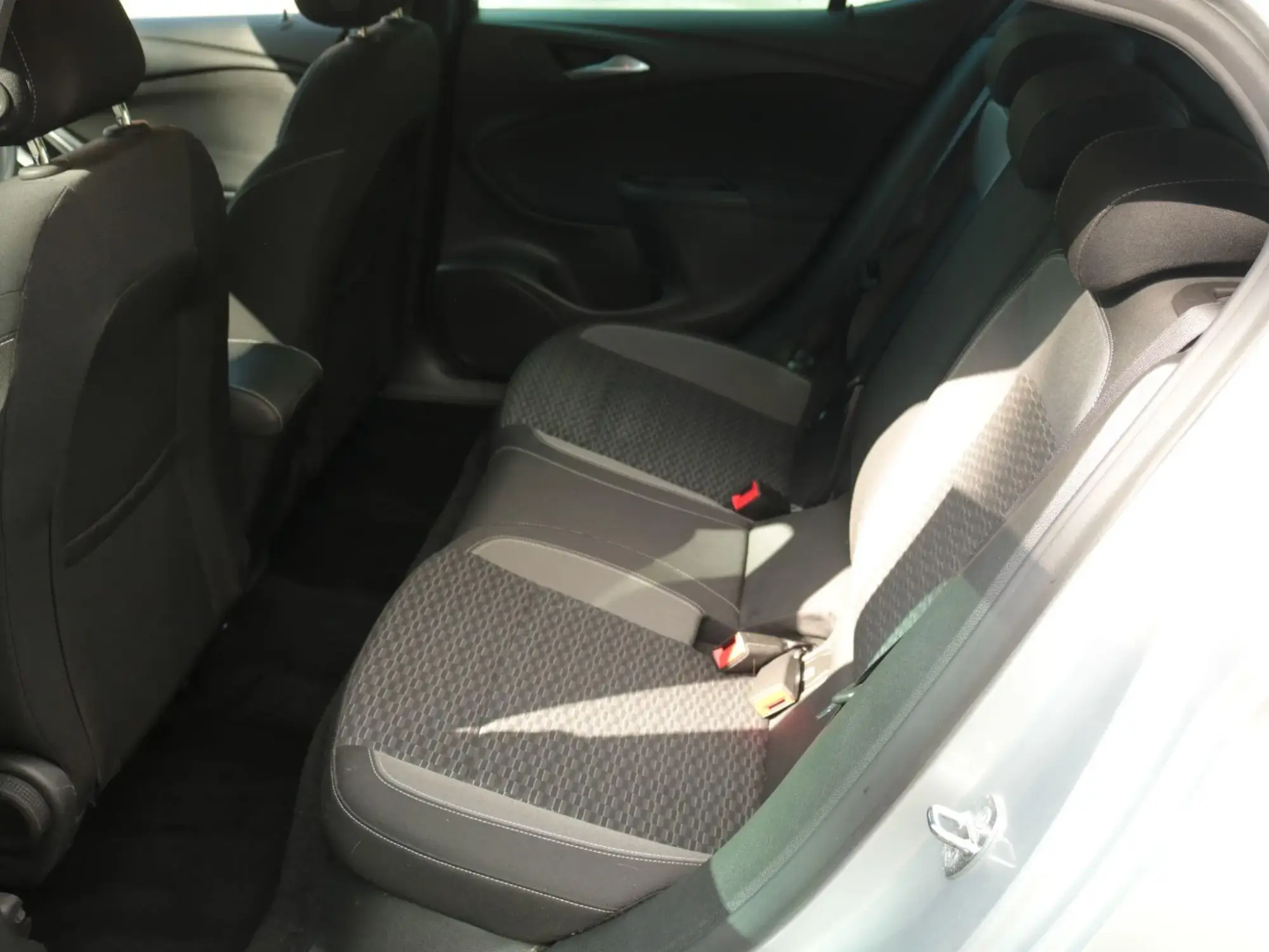 Vauxhall Astra Image 24 Vauxhall Astra Image 24