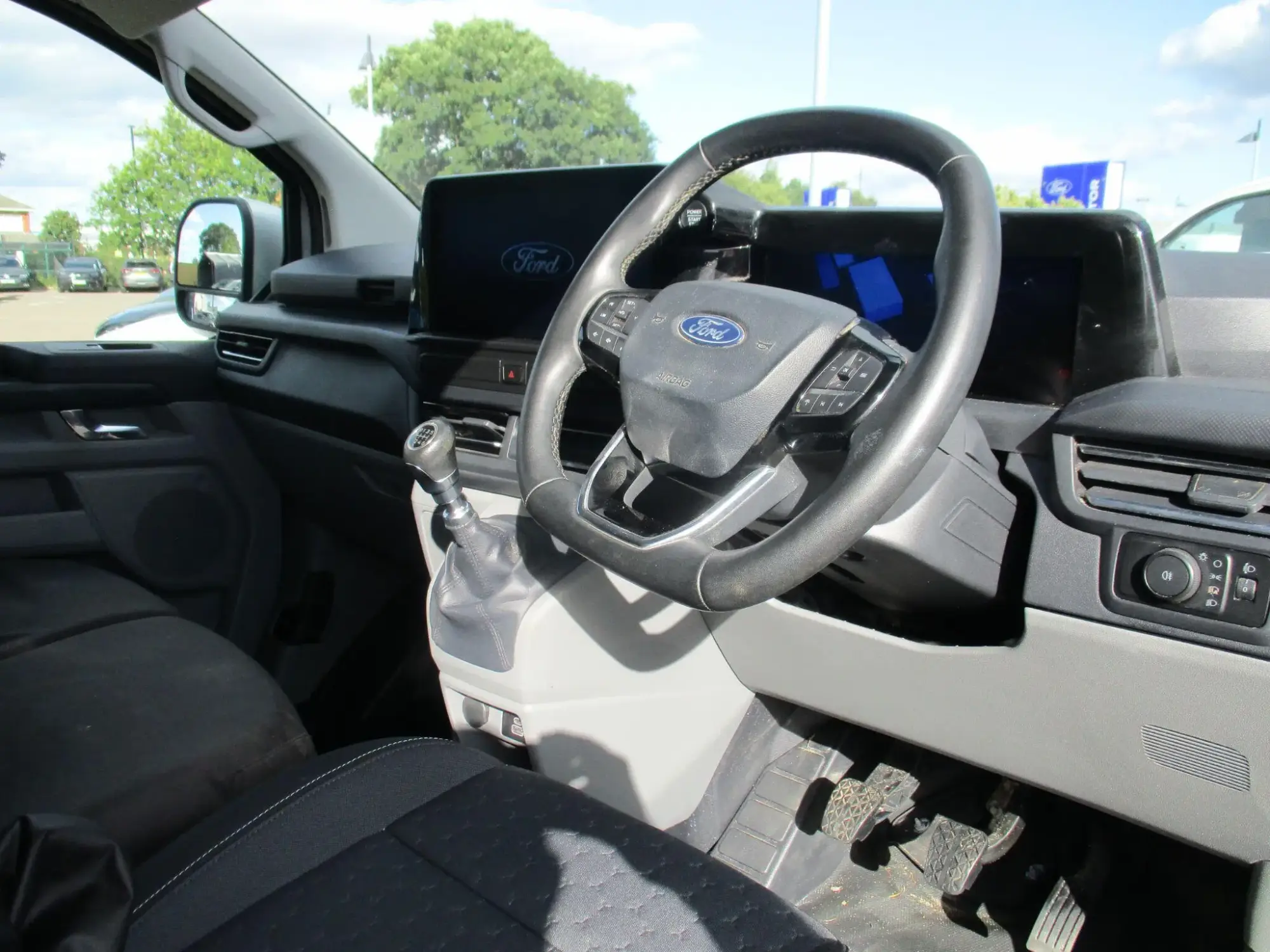Ford Transit Custom Image 13 Ford Transit Custom Image 13