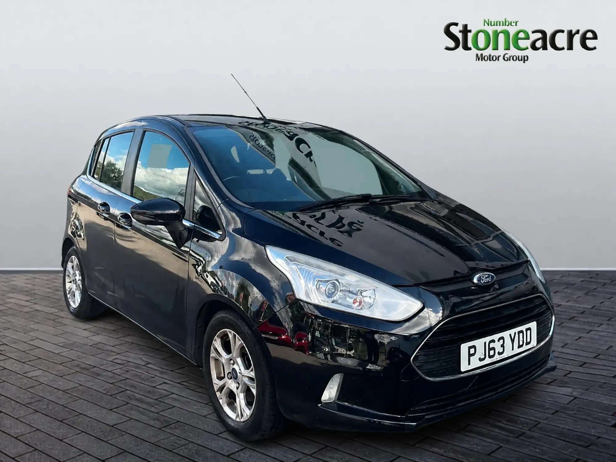 Ford B-Max 1.4 Zetec Euro 5 5dr PJ63YDD Image 1 Ford B-Max 1.4 Zetec Euro 5 5dr PJ63YDD Image 1