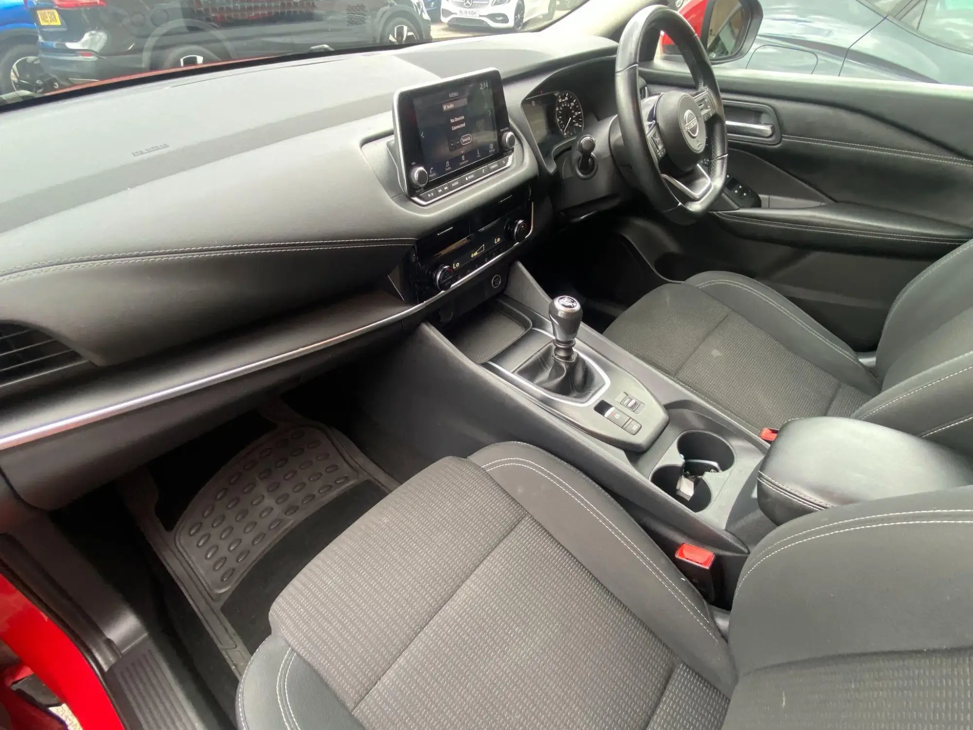 Nissan Qashqai Image 10 Nissan Qashqai Image 10