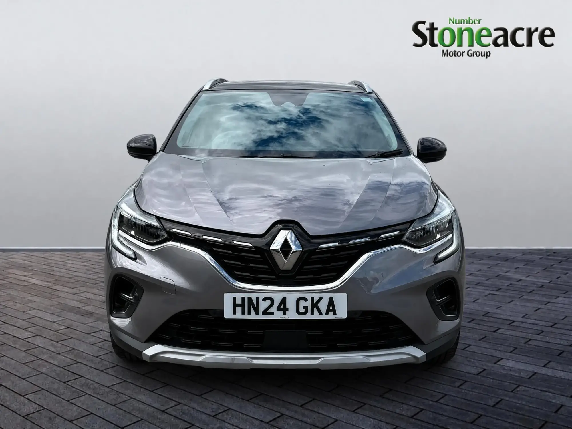 Renault Captur Techno TCe 90 MY22 HN24GKA Image 2 Renault Captur Techno TCe 90 MY22 HN24GKA Image 2