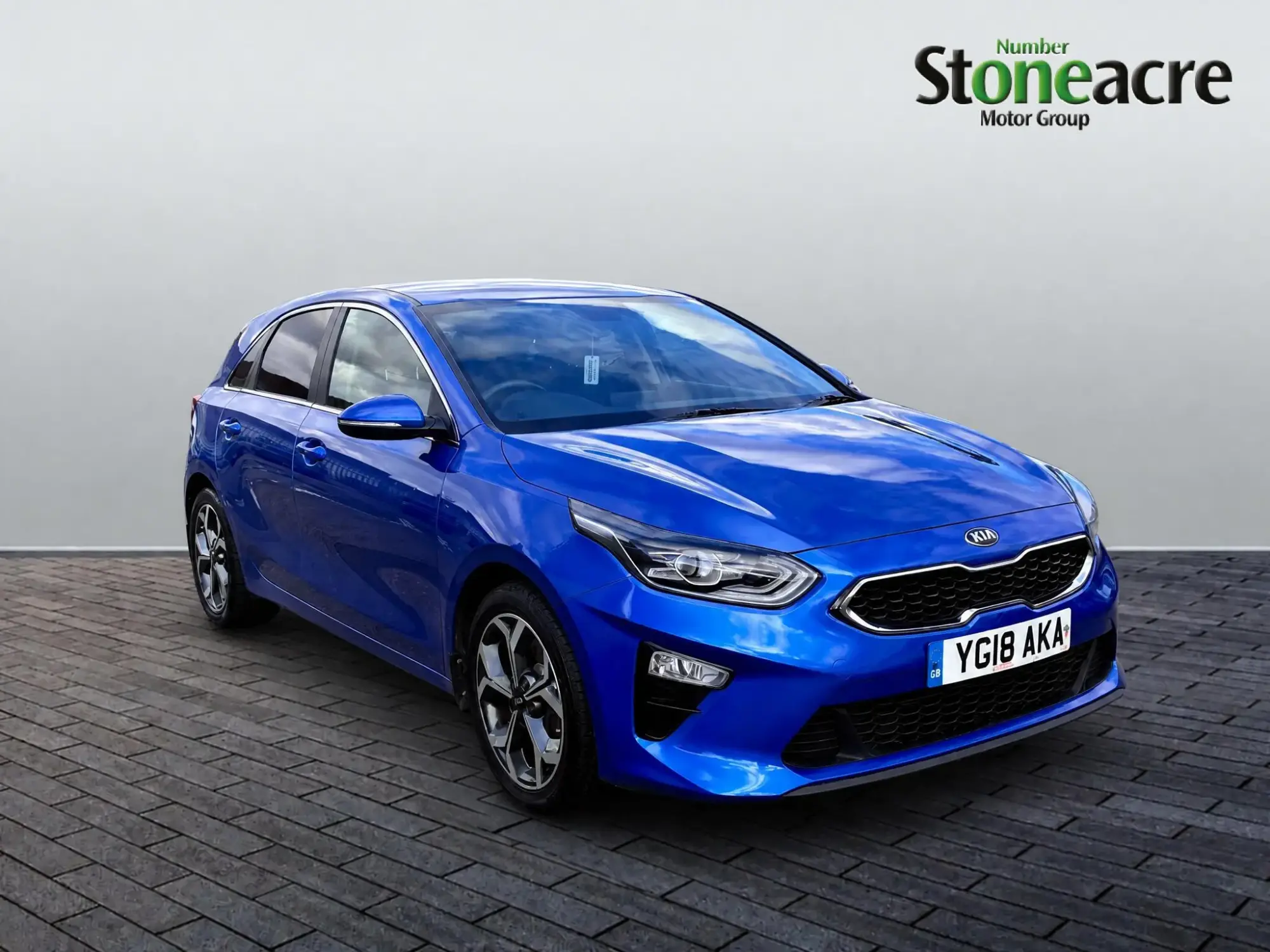 Kia Ceed 1.4 T-GDi Blue Edition Hatchback 5dr Petrol Manual Euro 6 (s/s) (138 bhp) YG18AKA Image 1