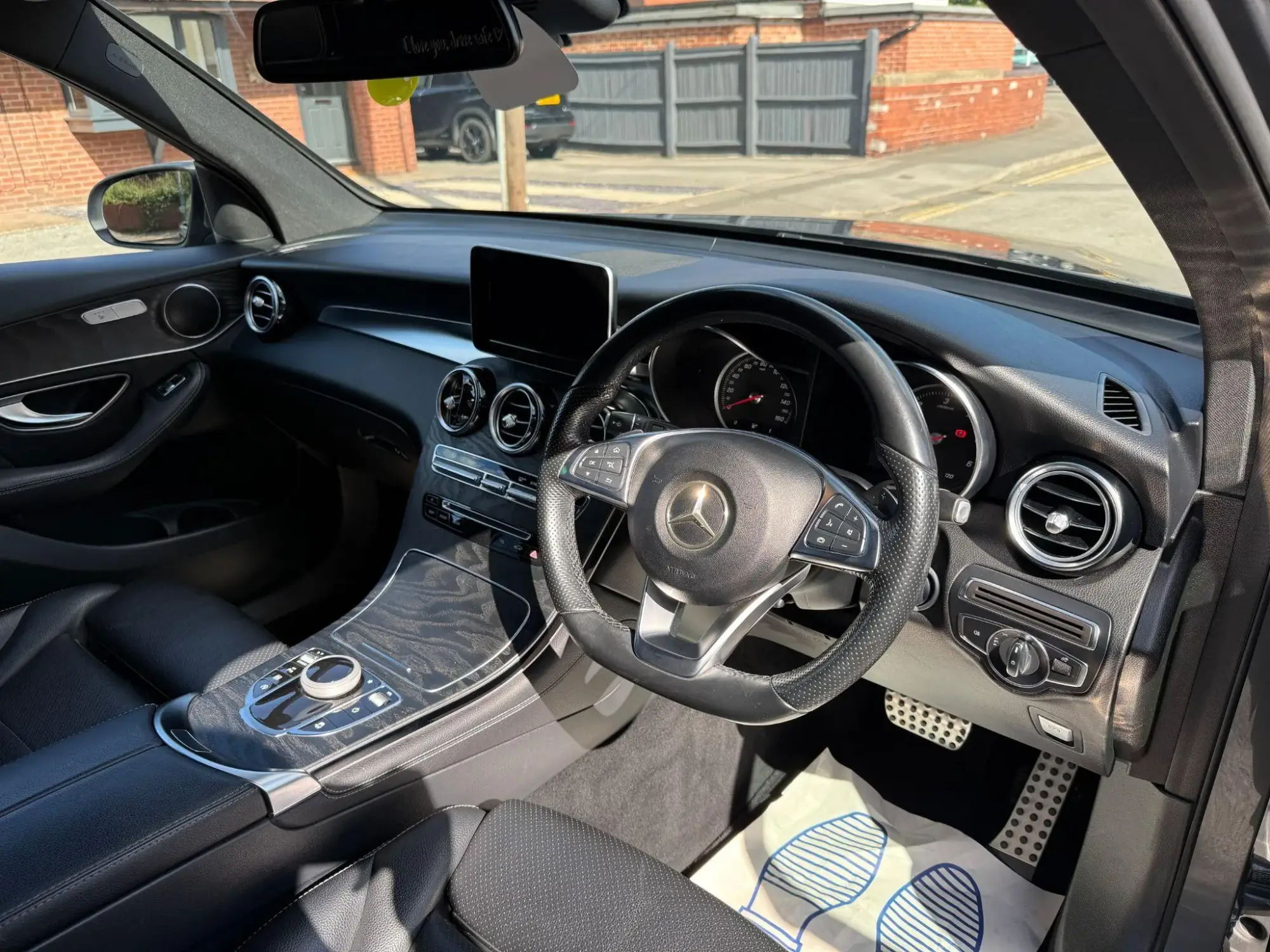 Mercedes-Benz GLC Image 9 Mercedes-Benz GLC Image 9