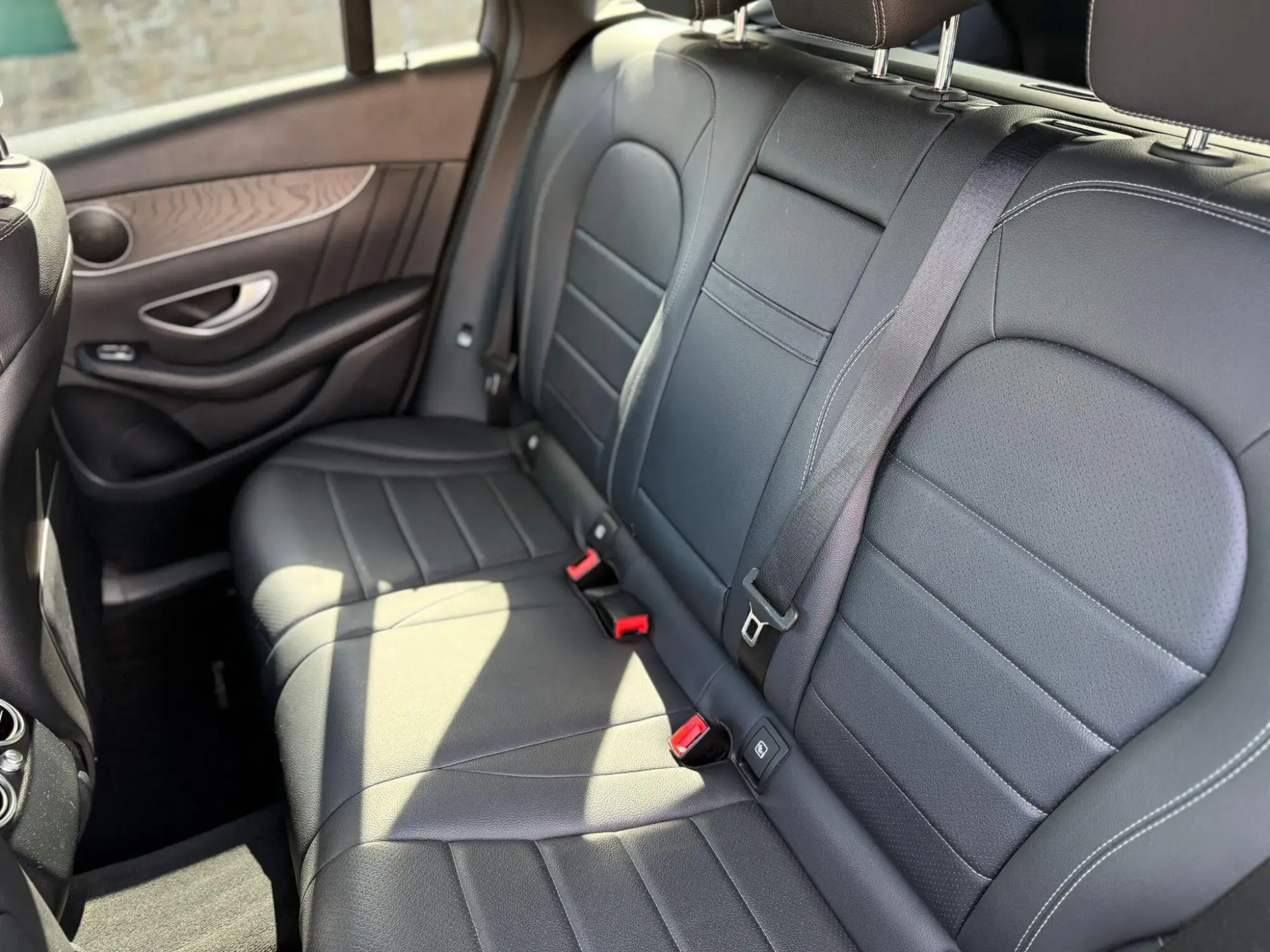 Mercedes-Benz GLC Image 12 Mercedes-Benz GLC Image 12
