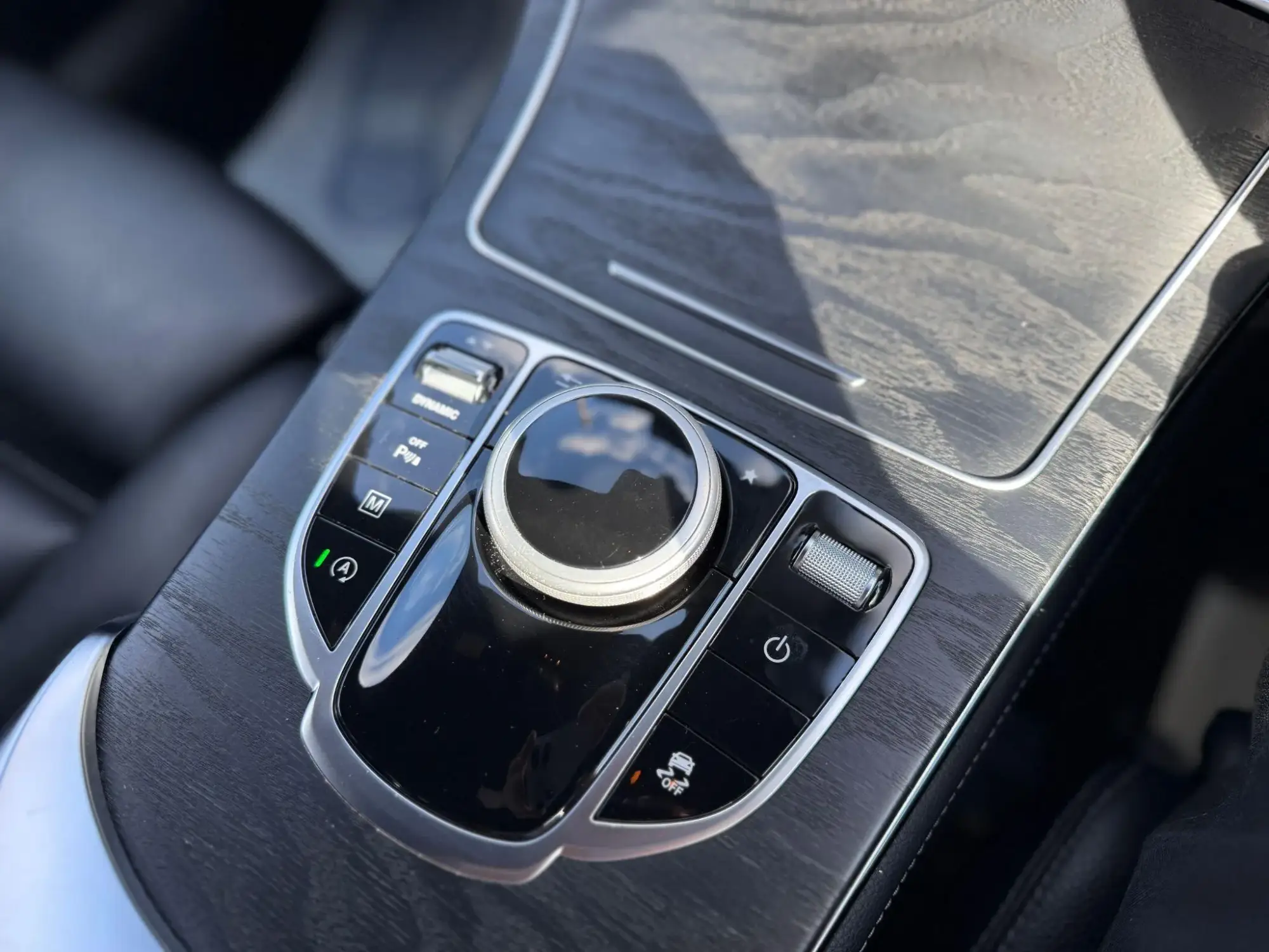 Mercedes-Benz GLC Image 19 Mercedes-Benz GLC Image 19