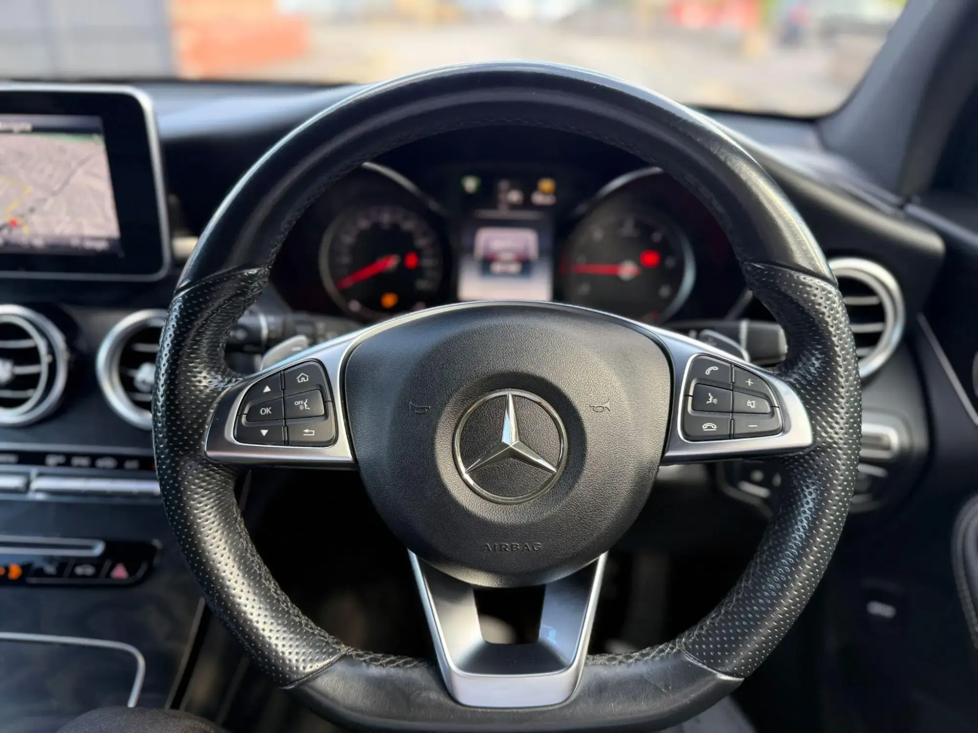 Mercedes-Benz GLC Image 29 Mercedes-Benz GLC Image 29