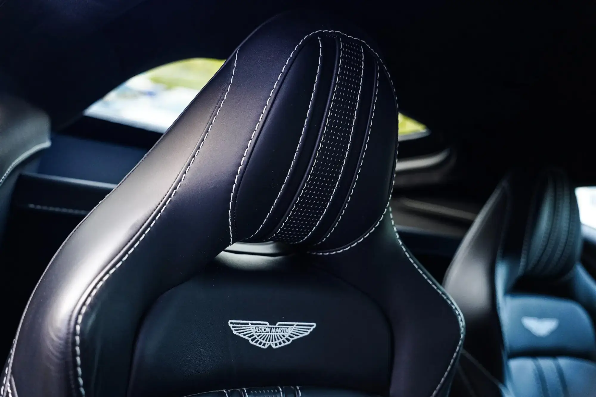Aston Martin Vantage Image 20 Aston Martin Vantage Image 20