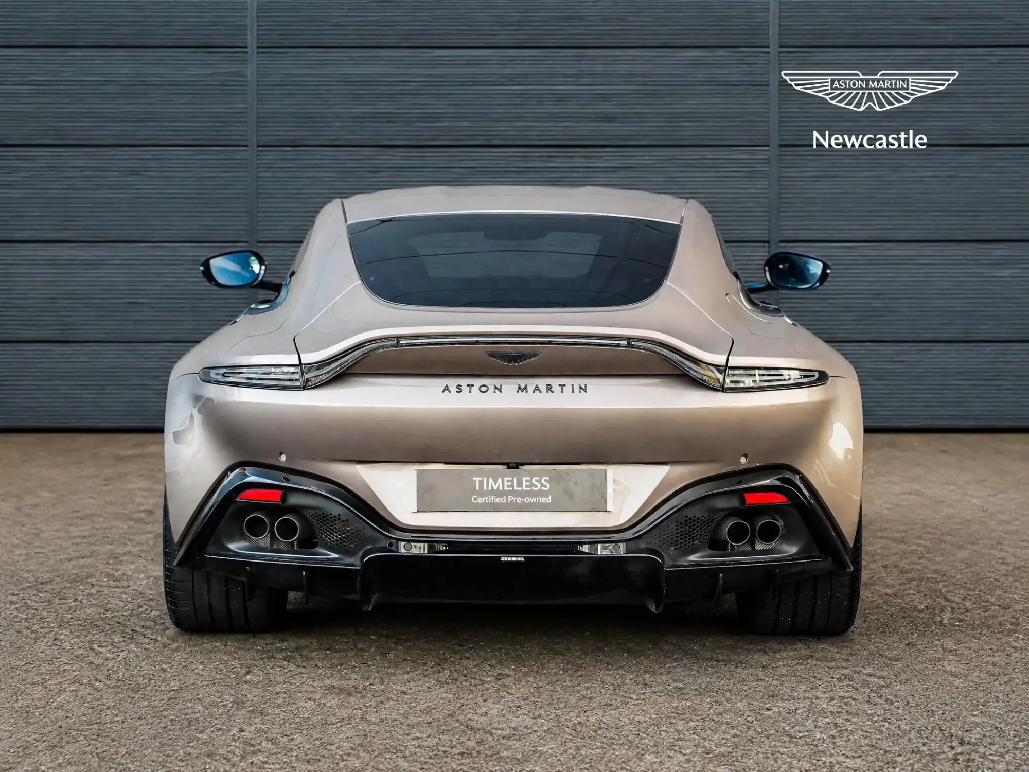 Aston Martin Vantage Image 6 Aston Martin Vantage Image 6