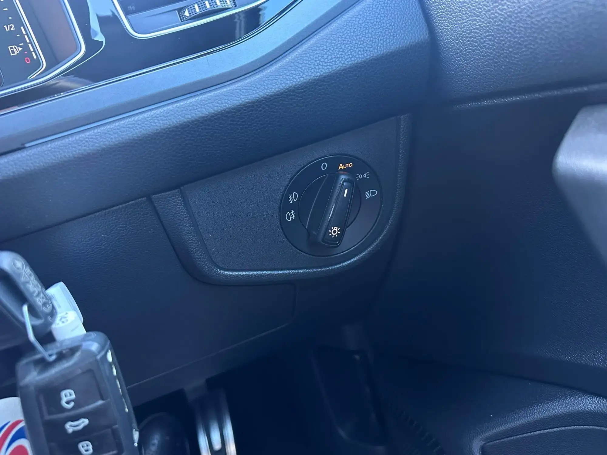Volkswagen Polo Image 10