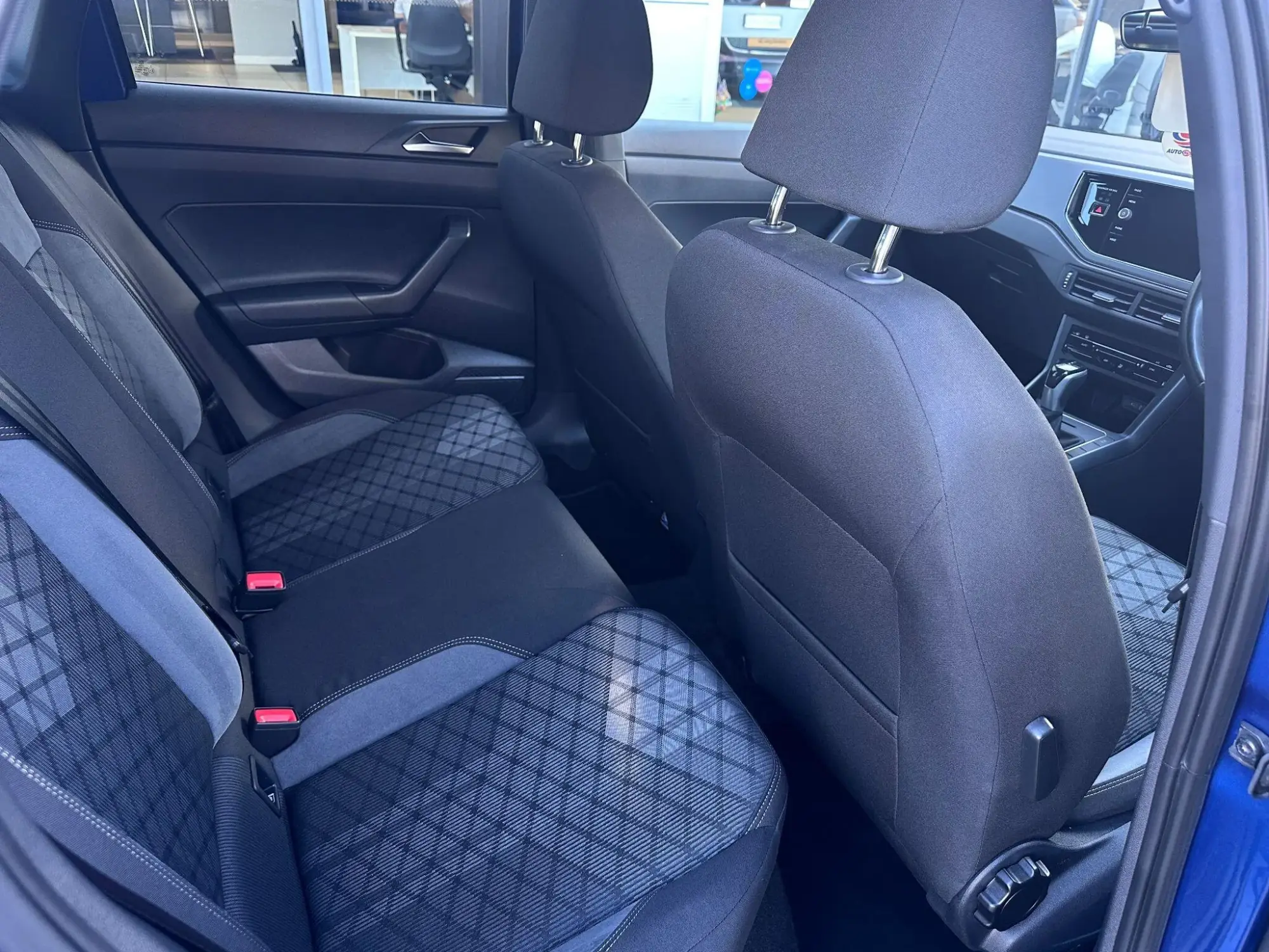 Volkswagen Polo Image 18
