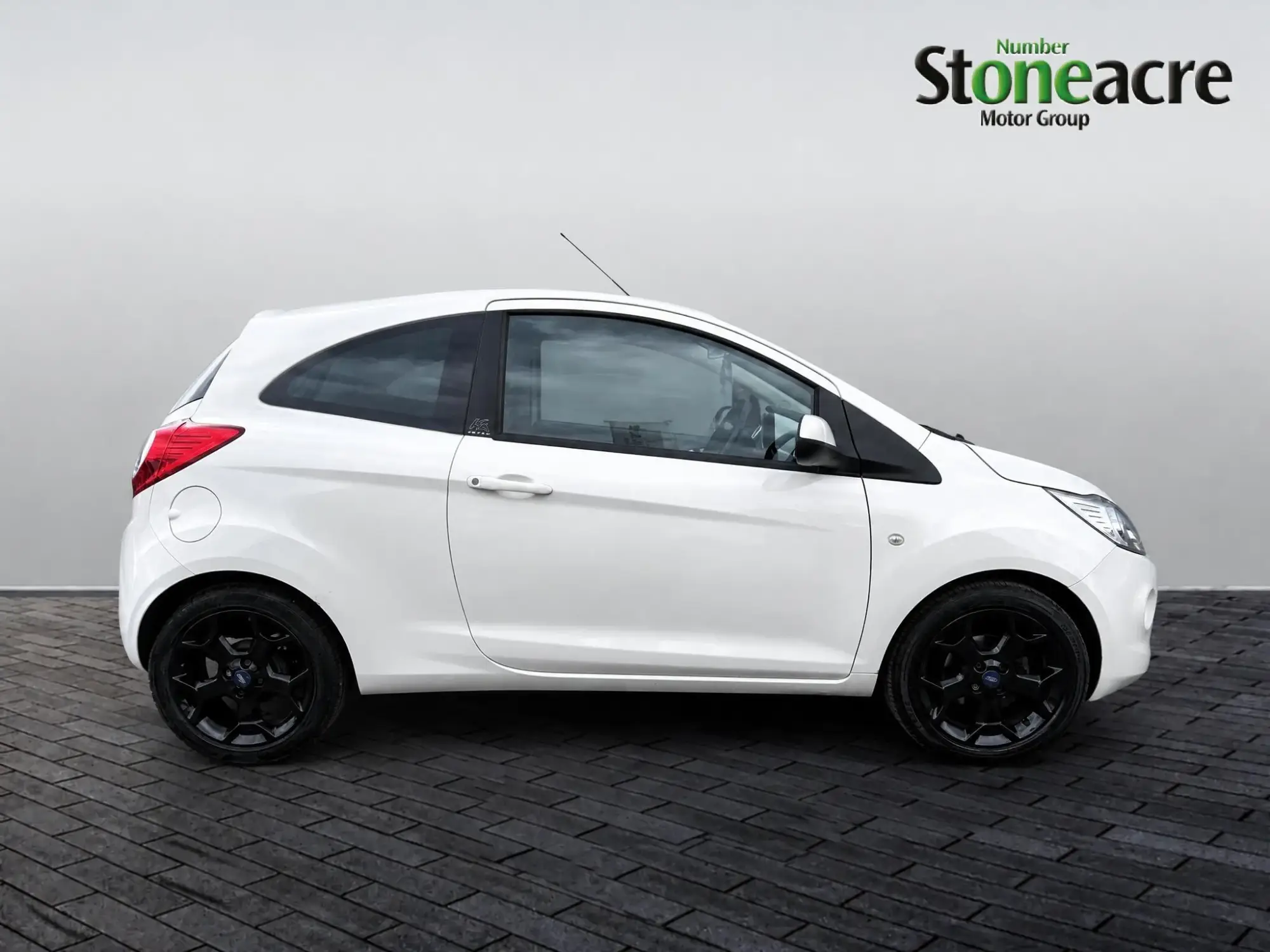 Ford KA 1.2 Zetec White Edition Hatchback 3dr Petrol Manual Euro 6 (s/s) (69 ps) FV65OXL Image 2 Ford KA 1.2 Zetec White Edition Hatchback 3dr Petrol Manual Euro 6 (s/s) (69 ps) FV65OXL Image 2