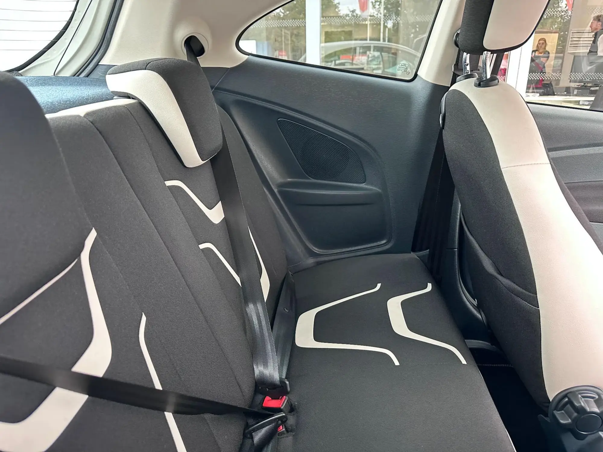 Ford KA Image 14 Ford KA Image 14
