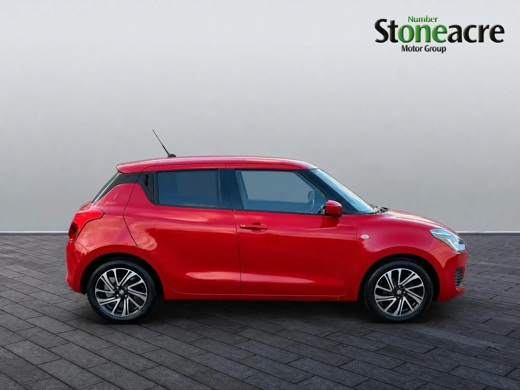 Suzuki Swift 1.2 Dualjet 83 12V Hybrid SZ-L 5dr YH21KRW Image 3