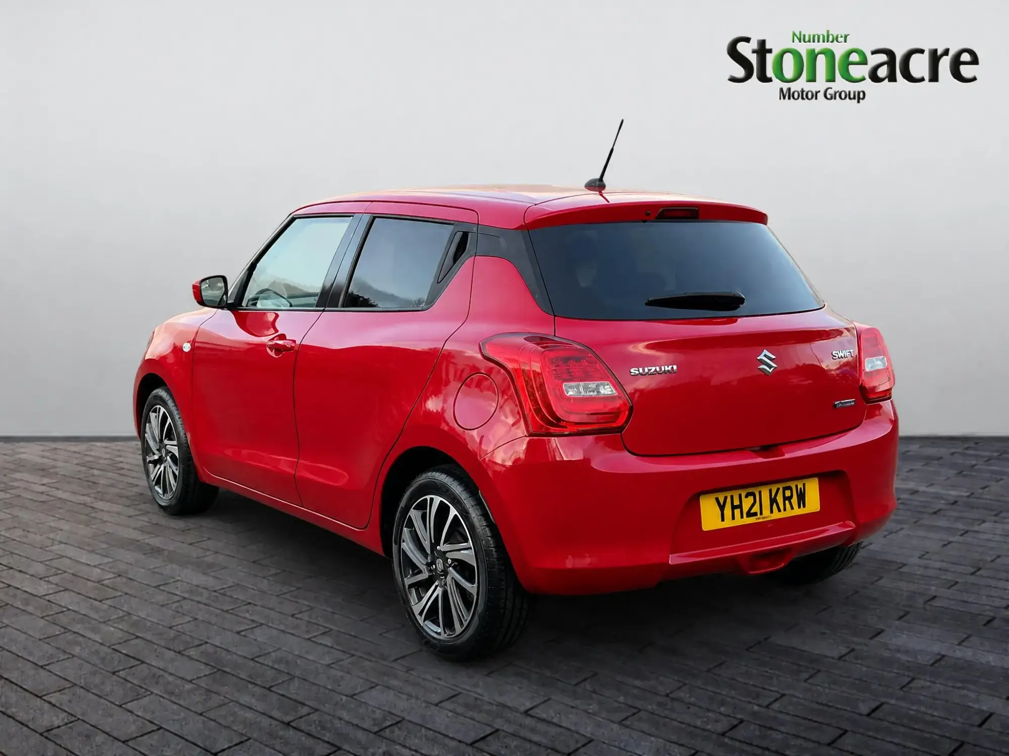Suzuki Swift Image 8
