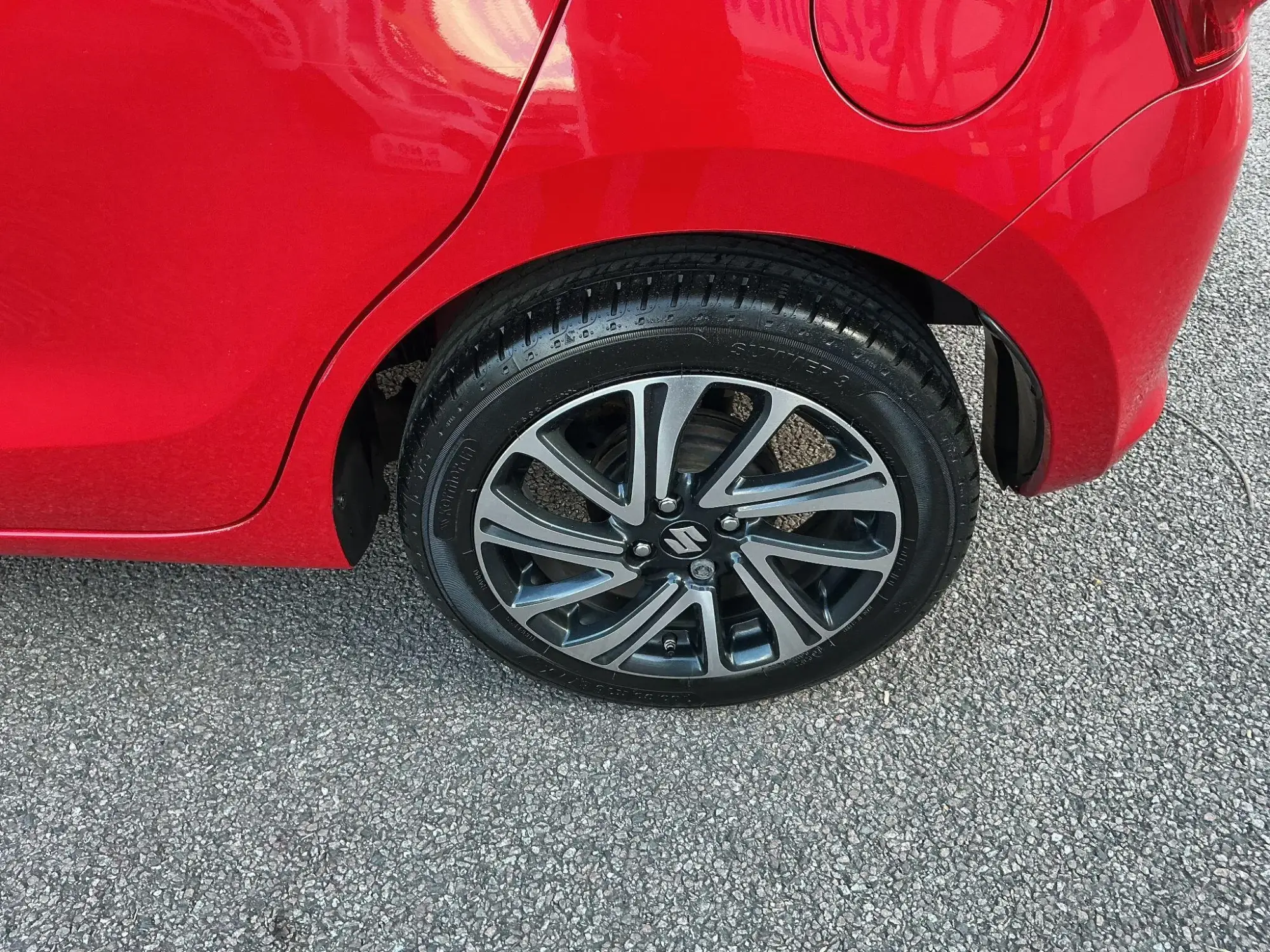 Suzuki Swift Image 10