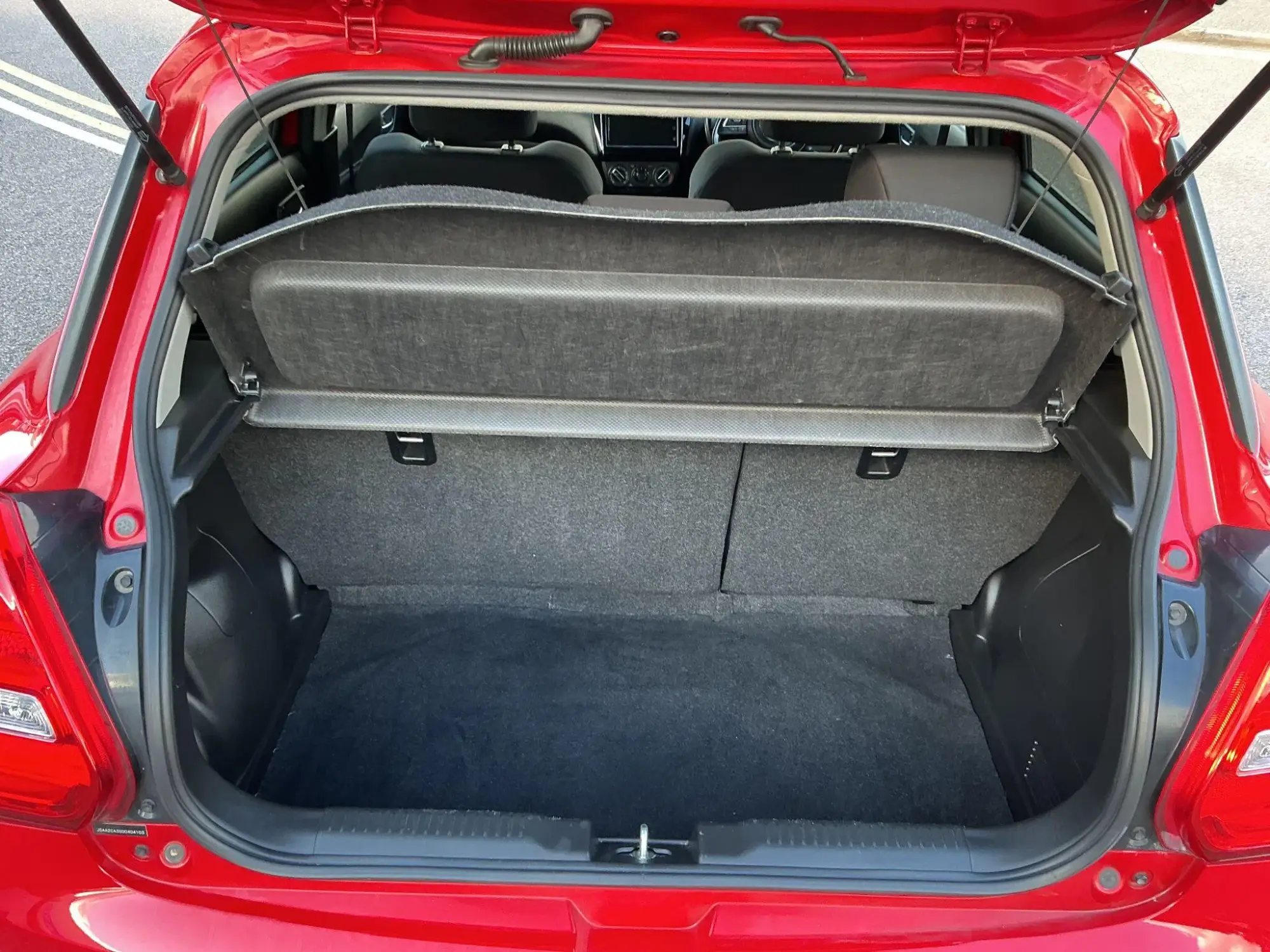 Suzuki Swift Image 13
