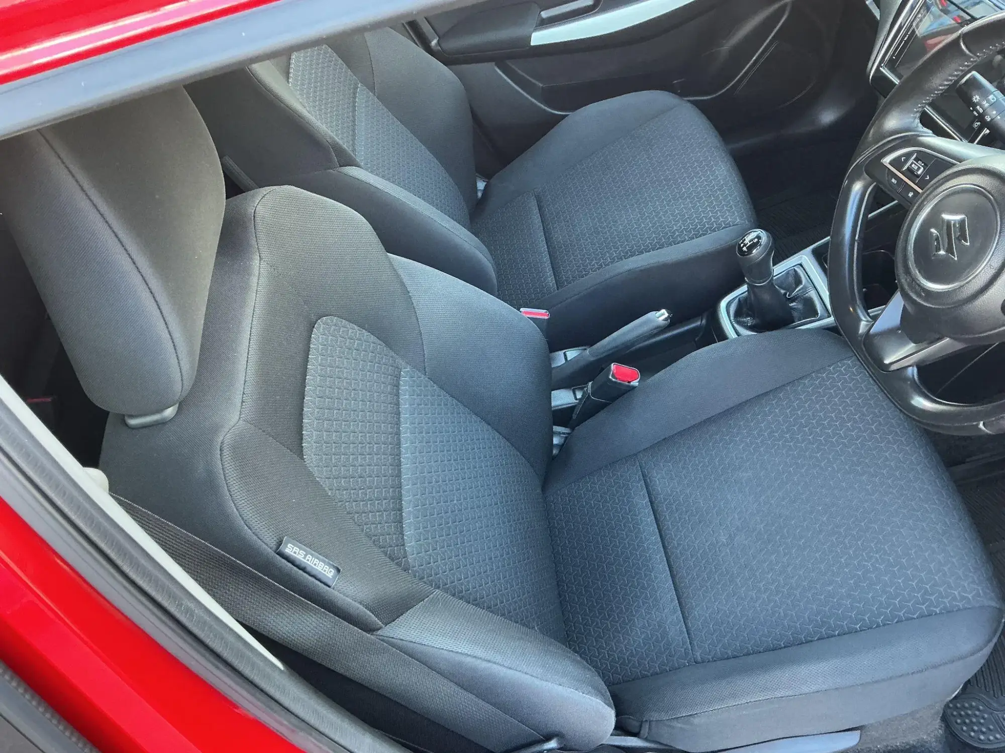 Suzuki Swift Image 15