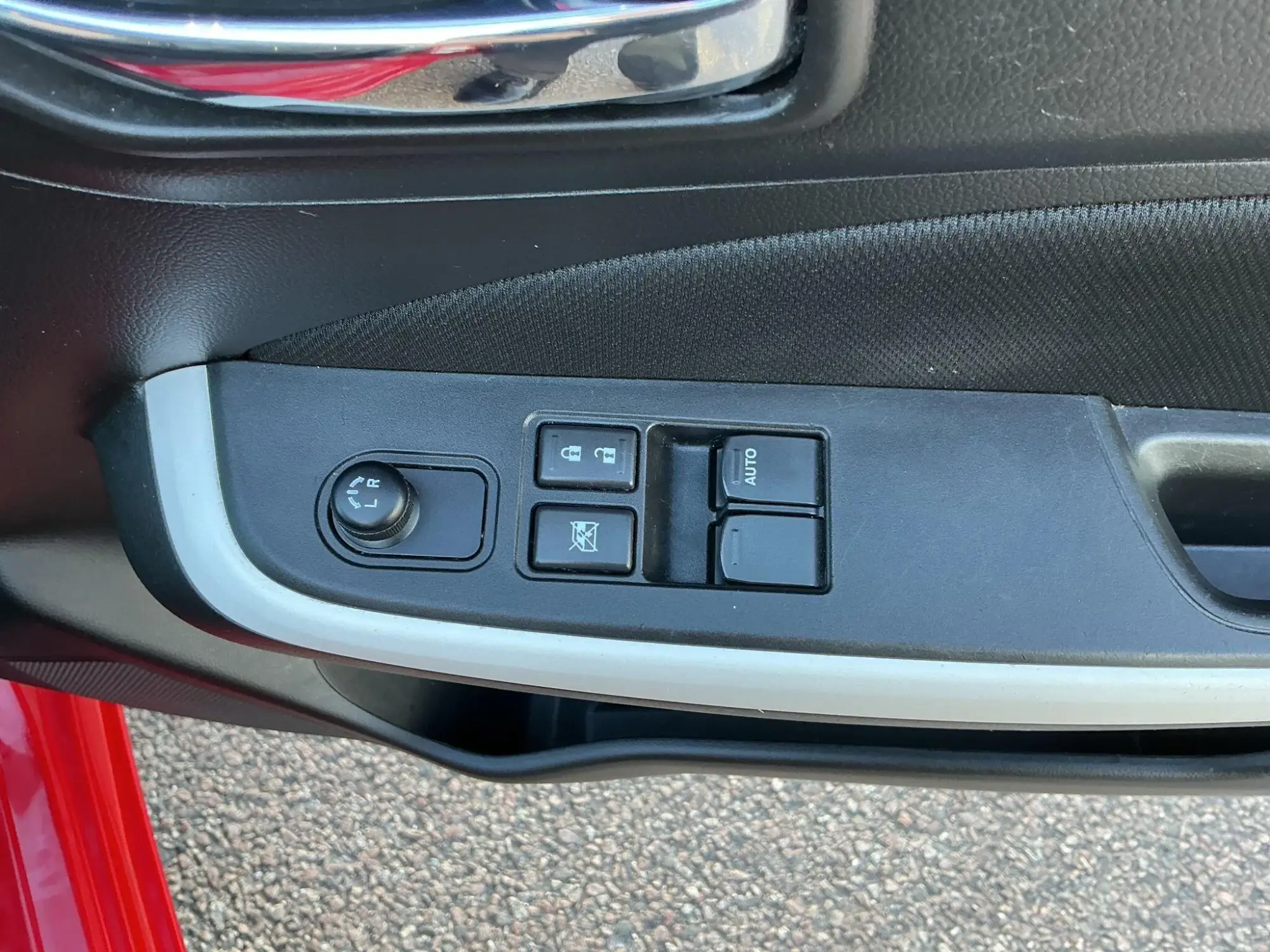 Suzuki Swift Image 17