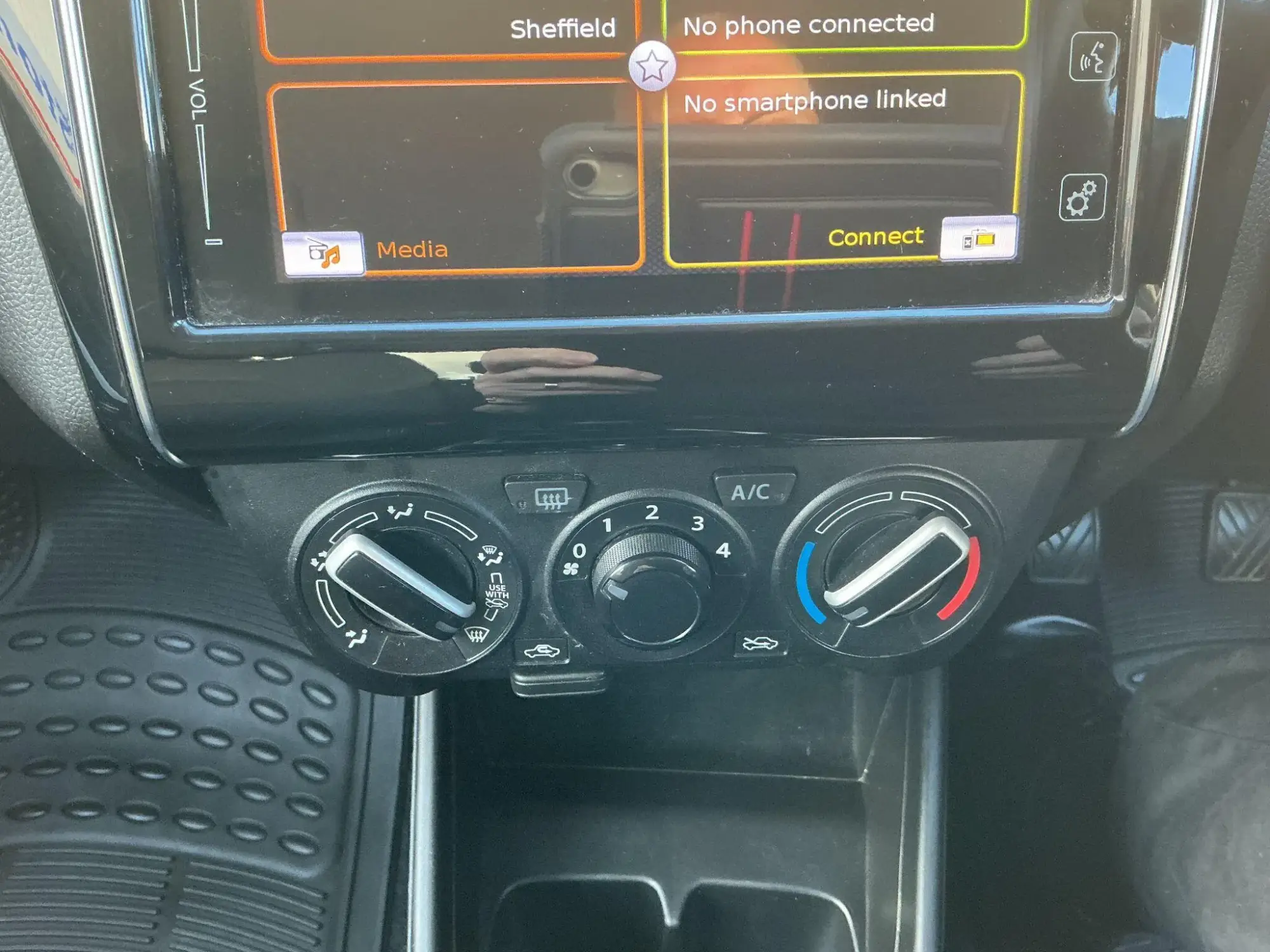 Suzuki Swift Image 27