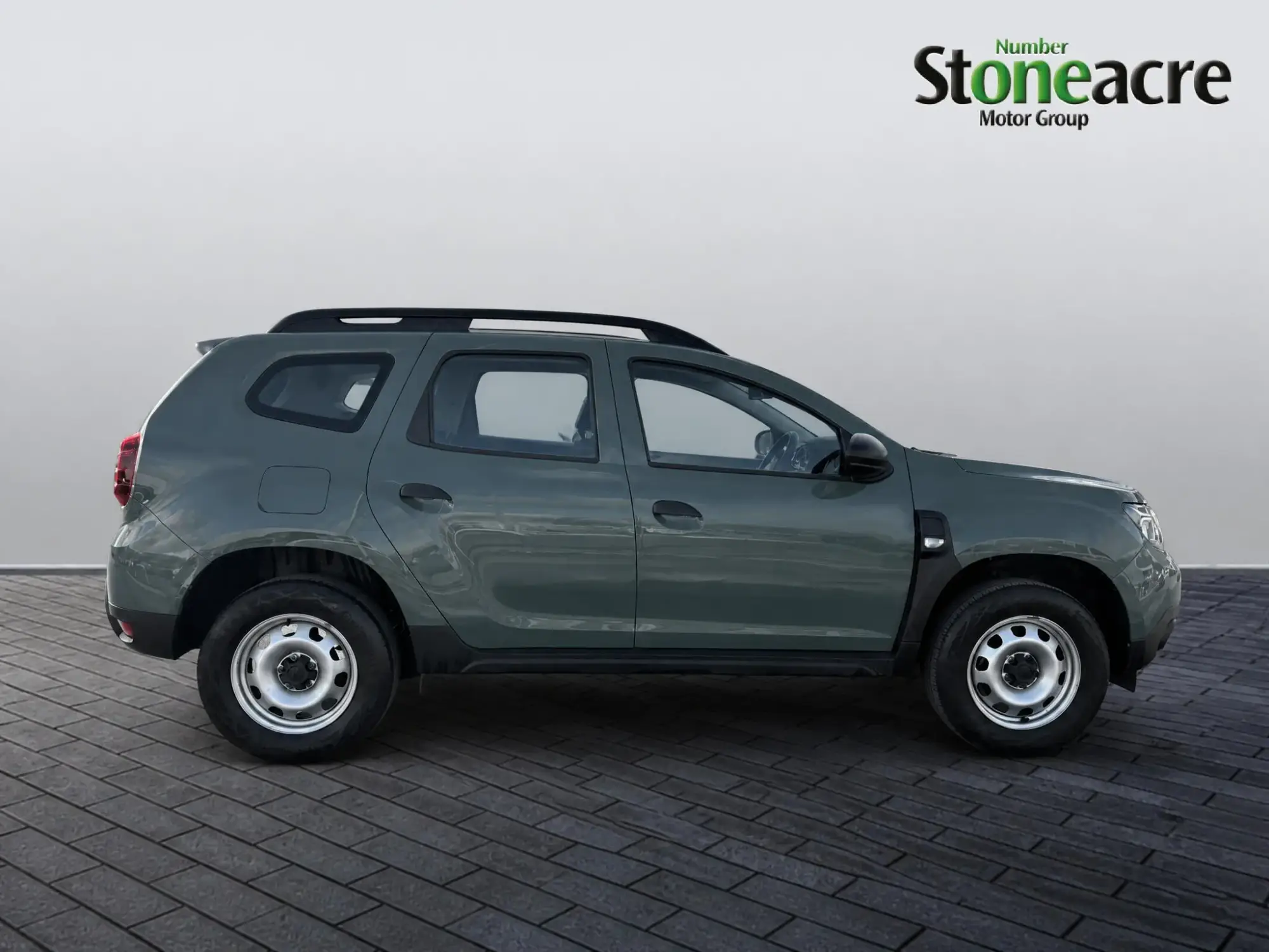 Dacia Duster 1.0 TCe 90 Essential 5dr YT73EGK Image 2 Dacia Duster 1.0 TCe 90 Essential 5dr YT73EGK Image 2