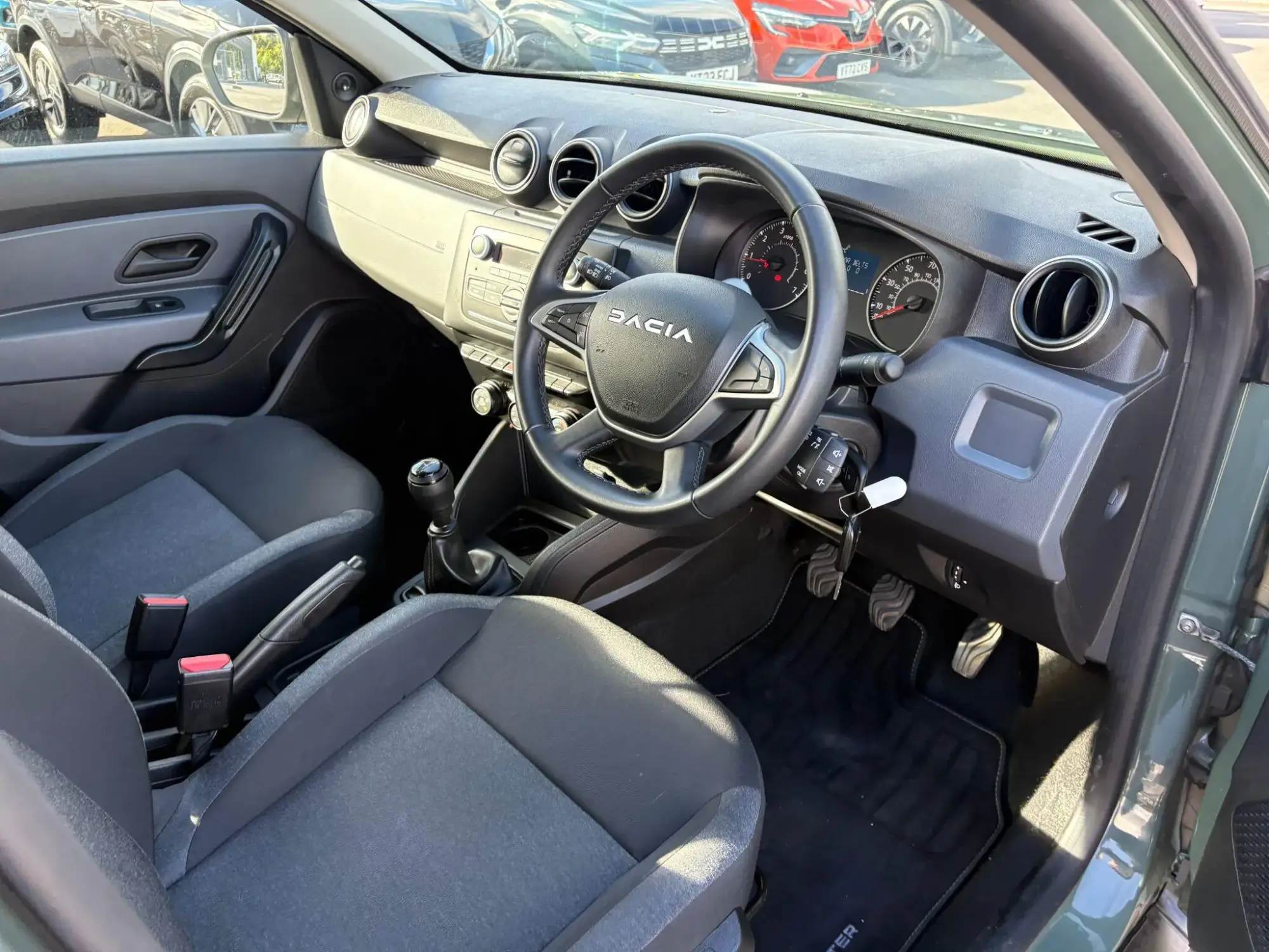 Dacia Duster Image 9 Dacia Duster Image 9