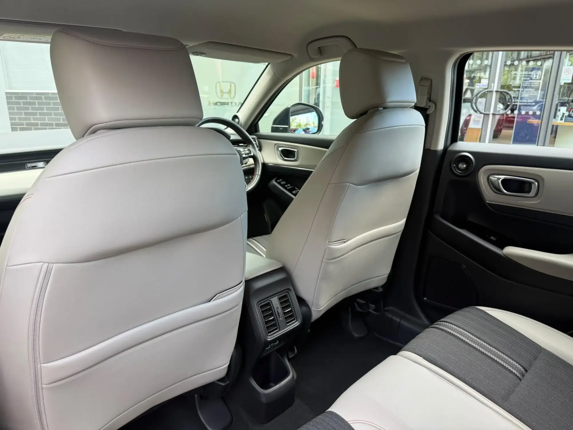 Honda HR-V Hybrid Image 14 Honda HR-V Hybrid Image 14