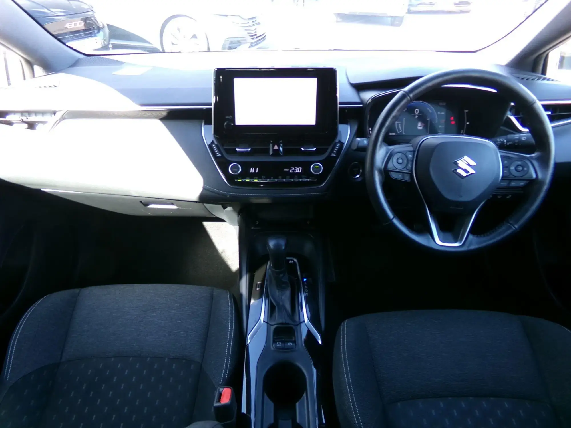 Suzuki Swace Image 10