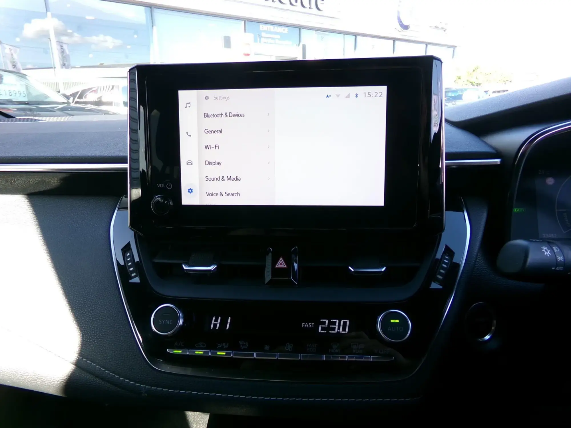 Suzuki Swace Image 17