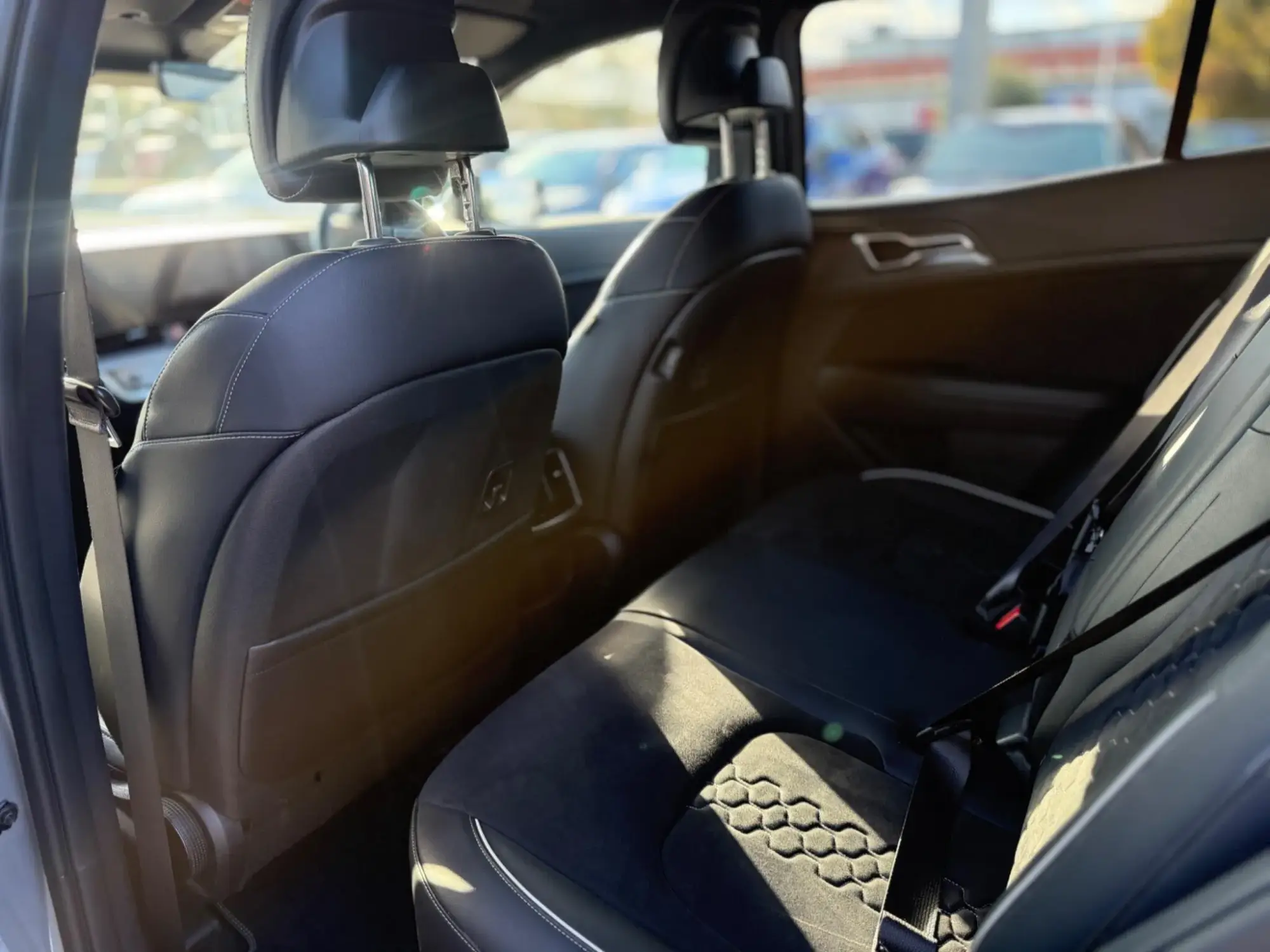 Kia Sportage Image 16