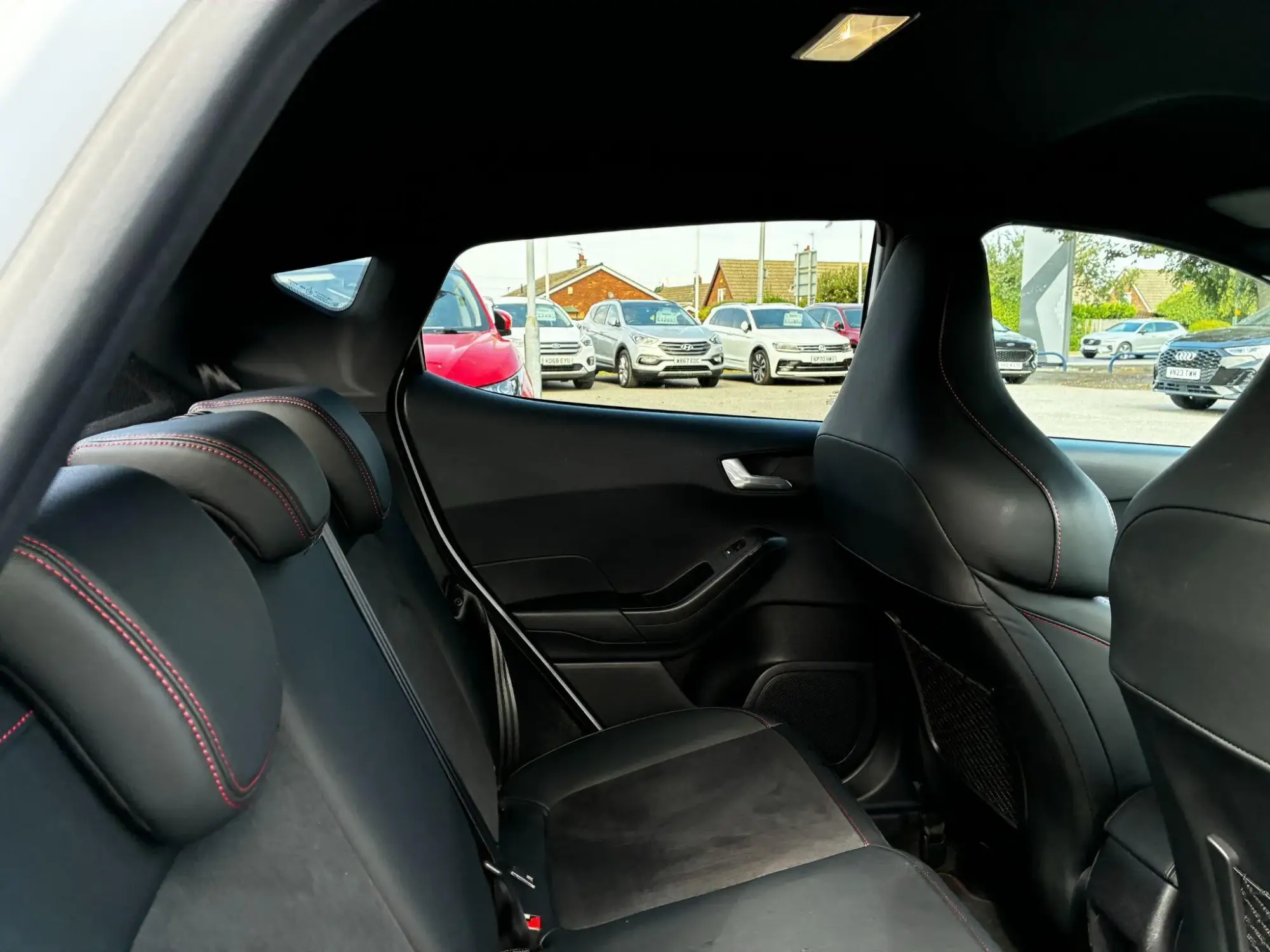 Ford Fiesta ST Image 24