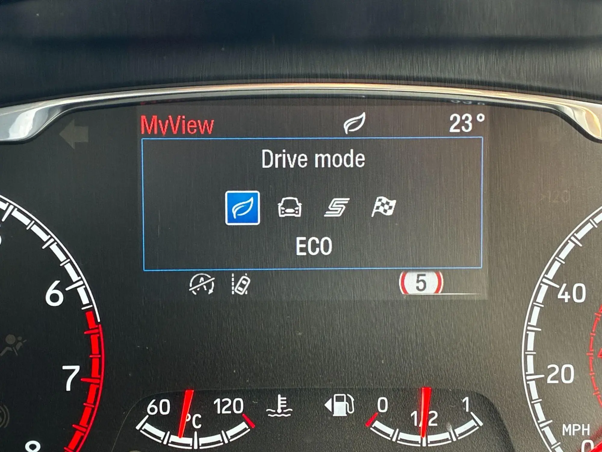Ford Fiesta ST Image 41