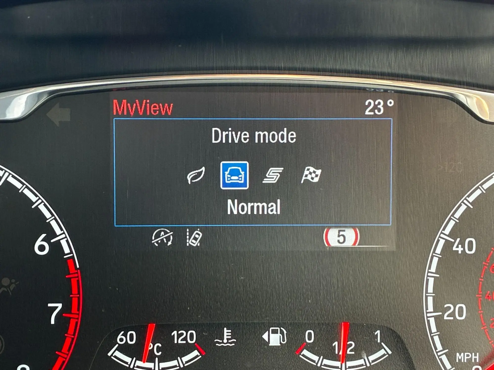 Ford Fiesta ST Image 42
