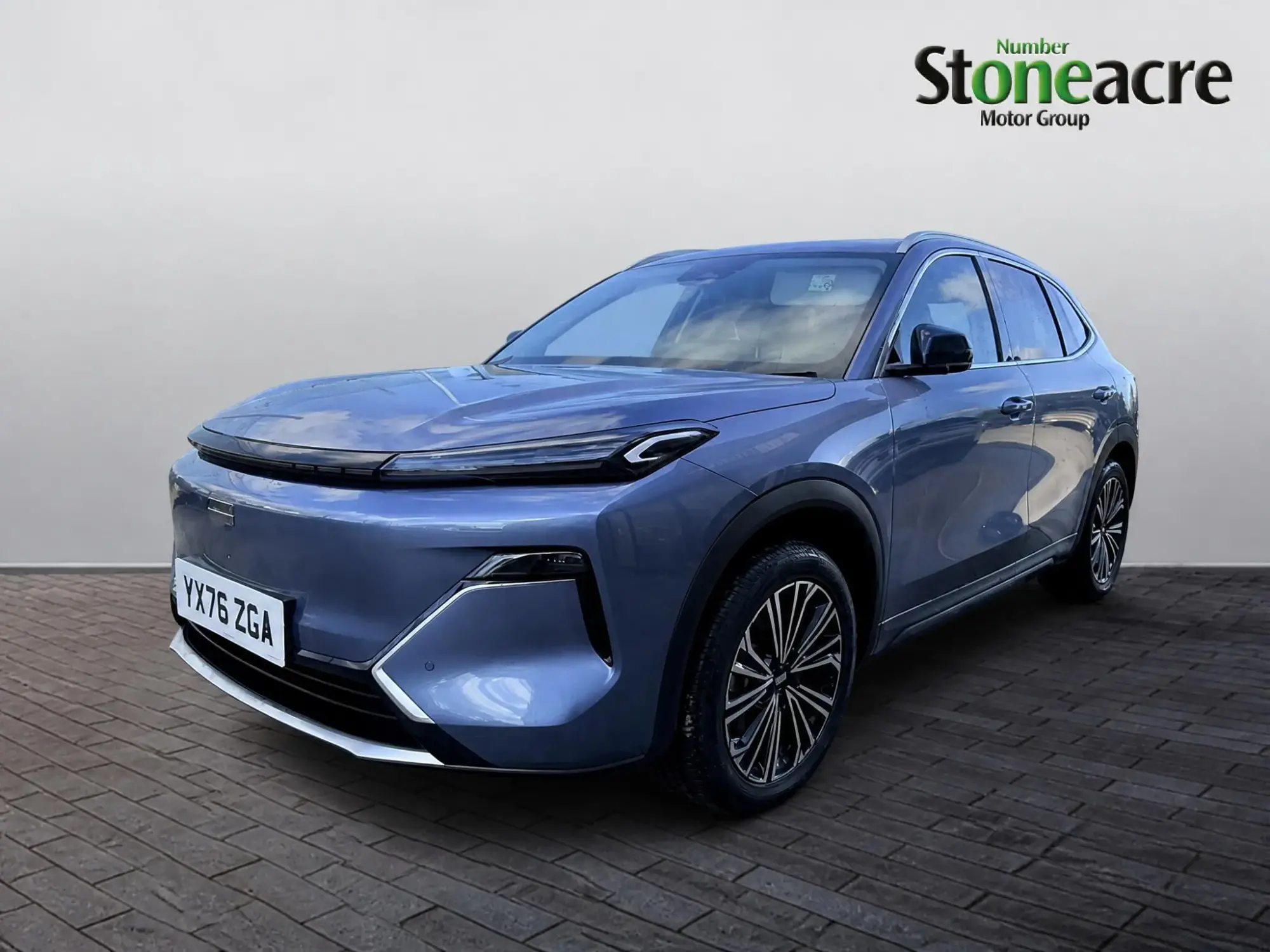 Geely Starray EM-i 1.5 EM-i 29.8kWh Ultra Auto Euro 6 (s/s) 5dr YX76ZGA Image 3 Geely Starray EM-i 1.5 EM-i 29.8kWh Ultra Auto Euro 6 (s/s) 5dr YX76ZGA Image 3