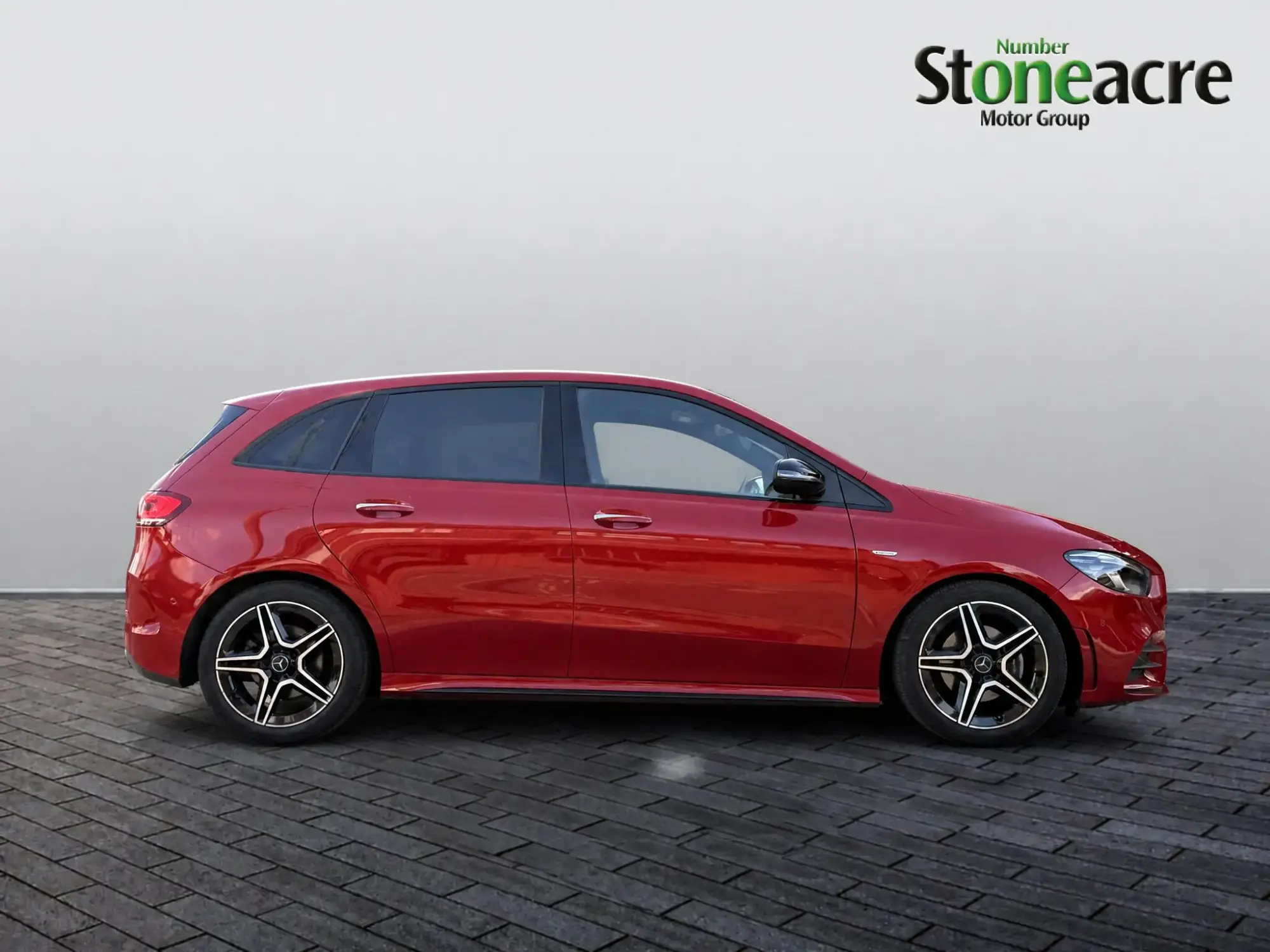 Mercedes-Benz B-Class Image 2