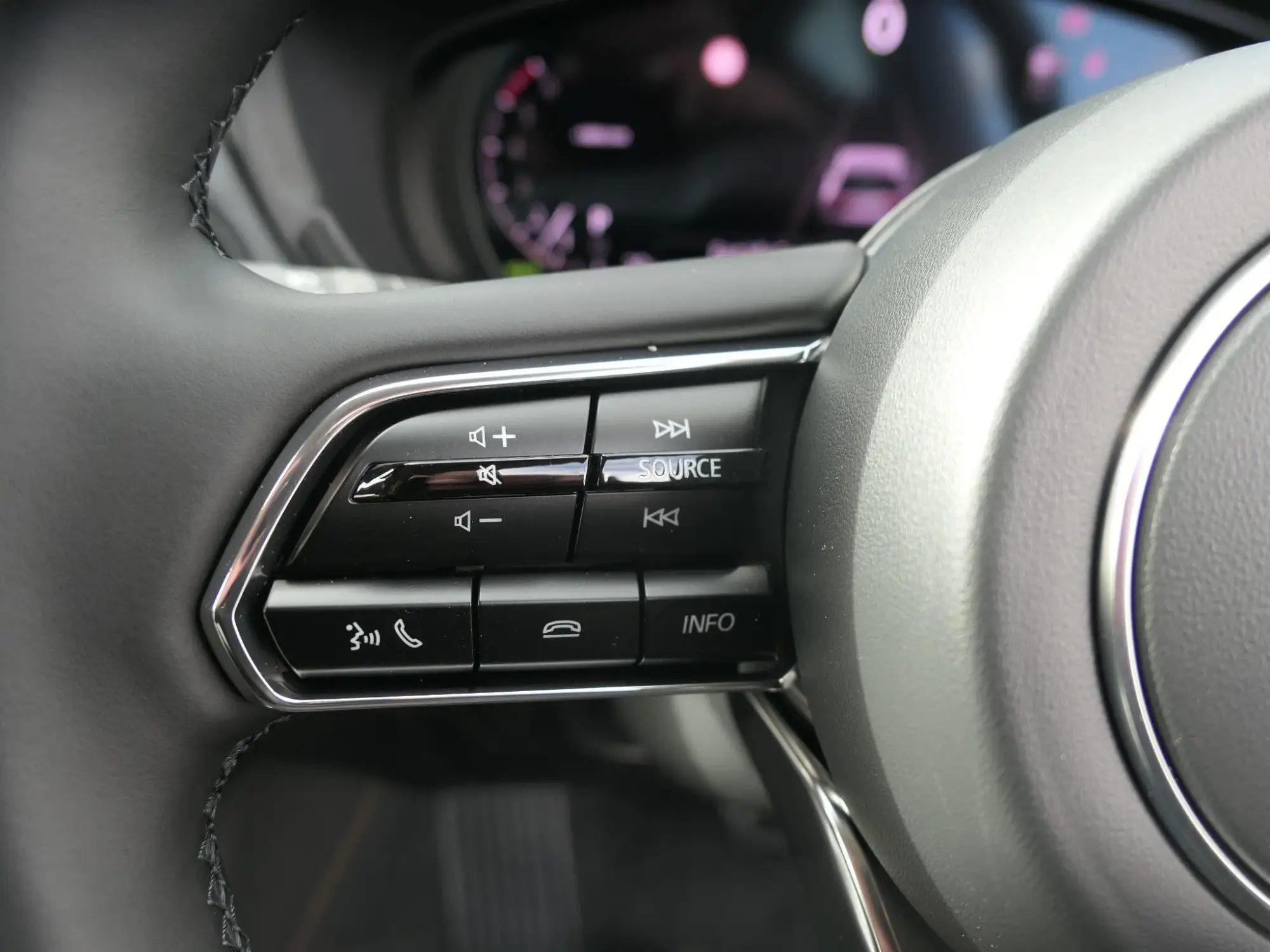 Mazda CX-60 Image 16