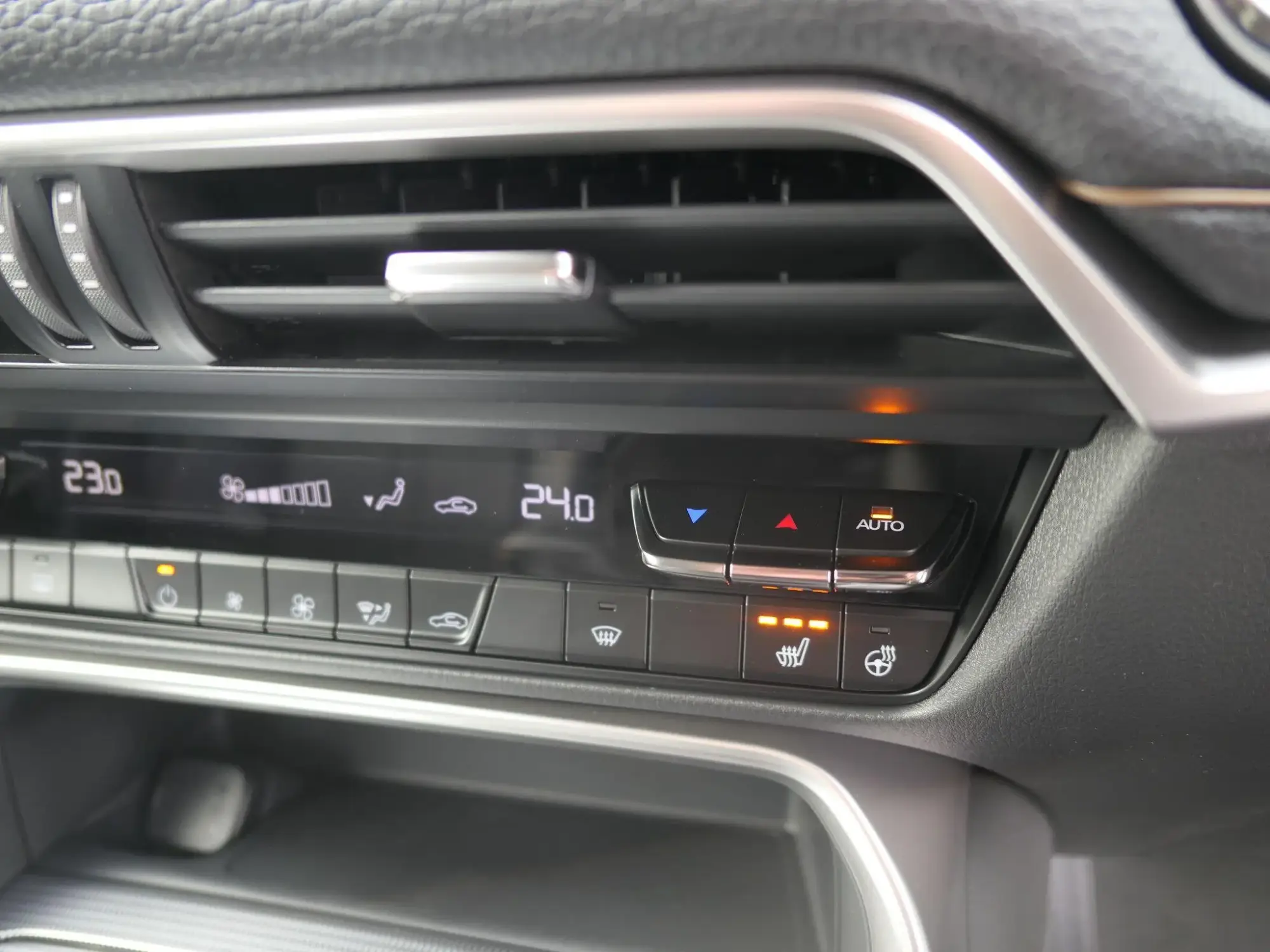 Mazda CX-60 Image 17