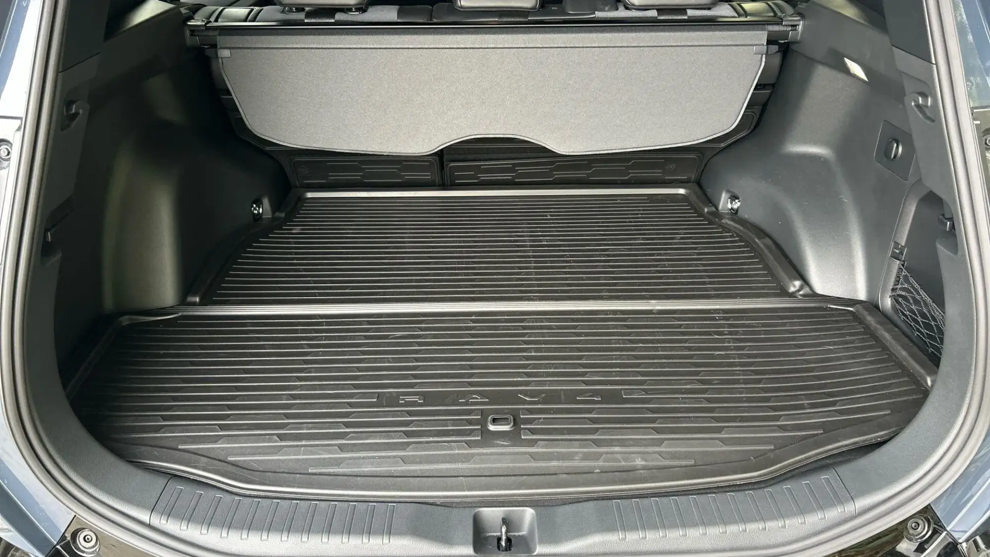 Toyota RAV4 Image 18