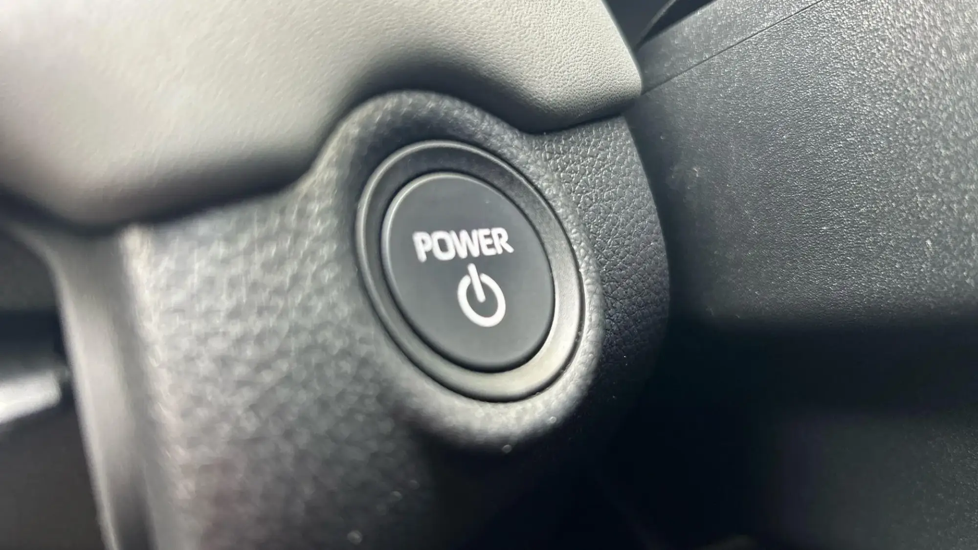 Toyota RAV4 Image 37