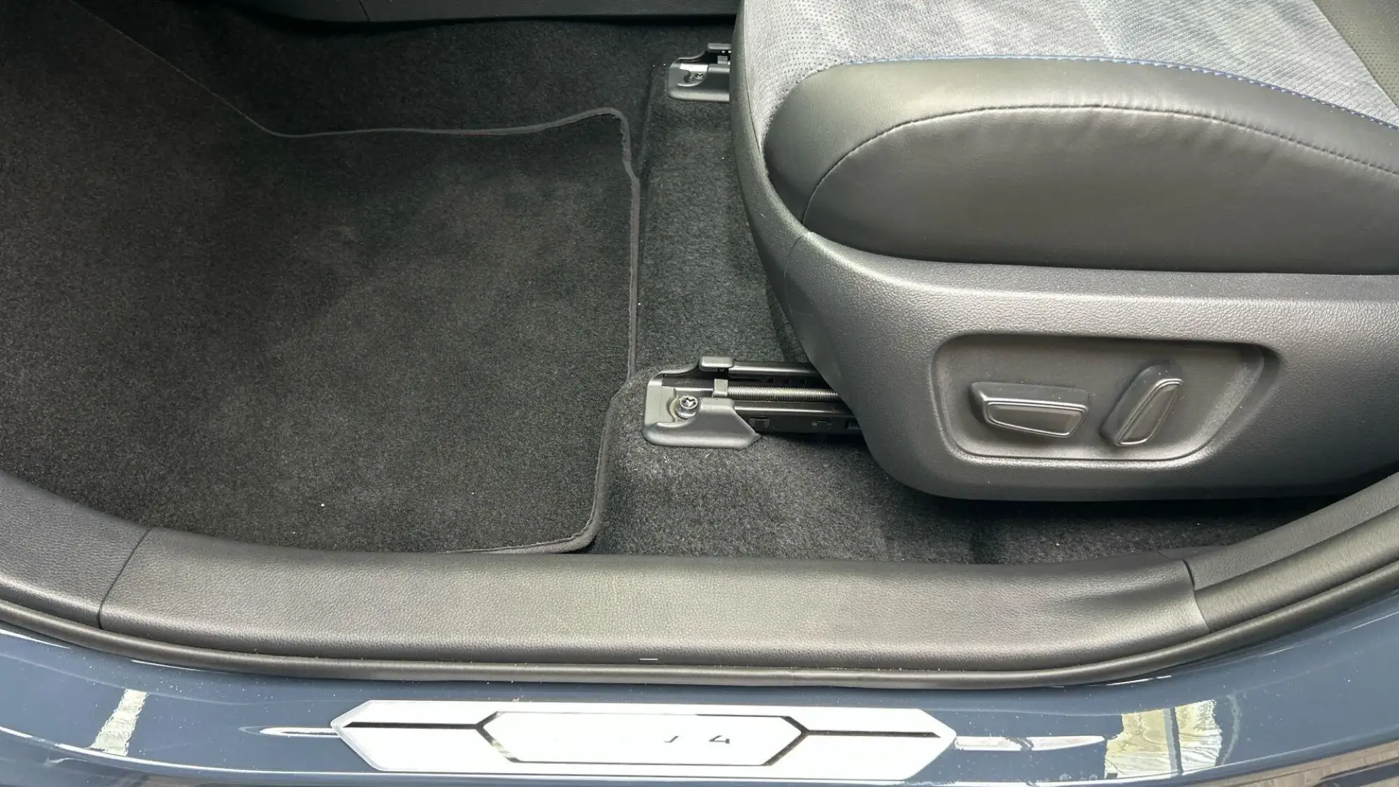 Toyota RAV4 Image 47