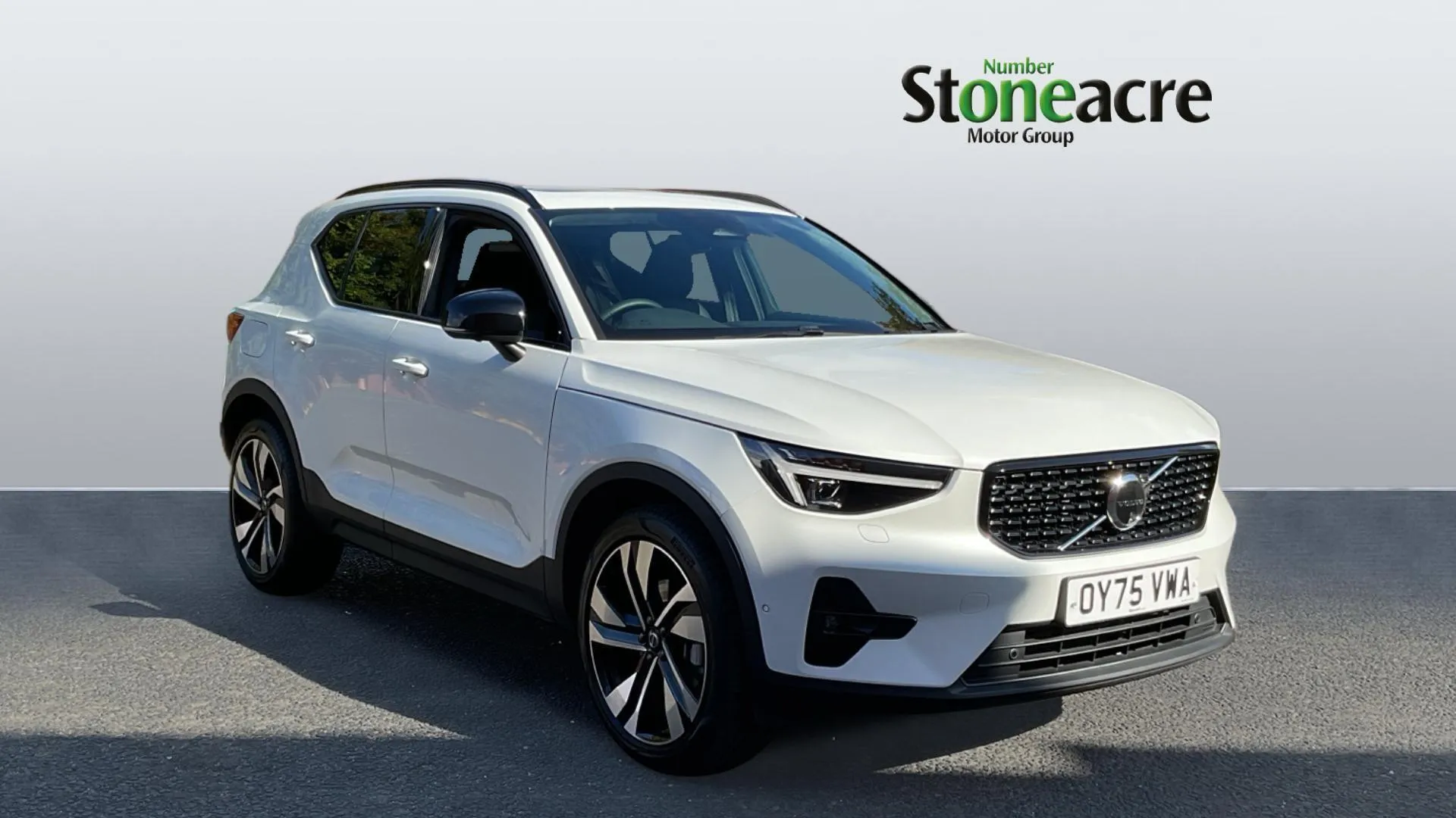 2025 Volvo XC40