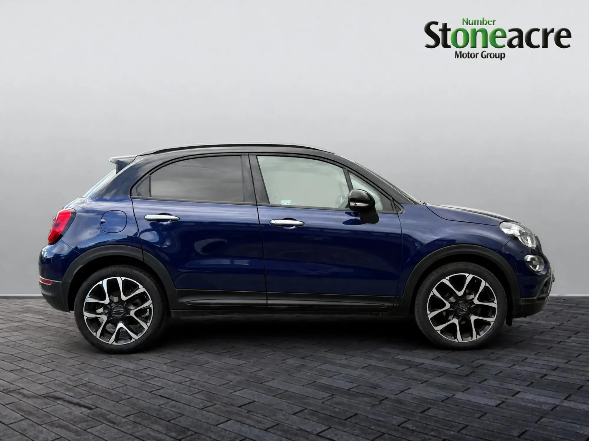 Fiat 500X 1.0 Cross Plus 5dr FT21ZNW Image 2 Fiat 500X 1.0 Cross Plus 5dr FT21ZNW Image 2