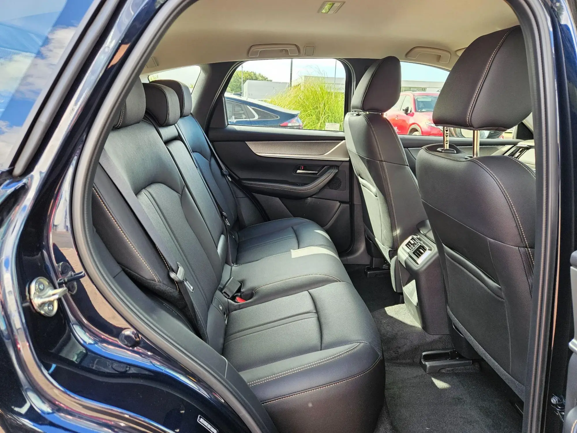 Mazda CX-60 Image 17 Mazda CX-60 Image 17