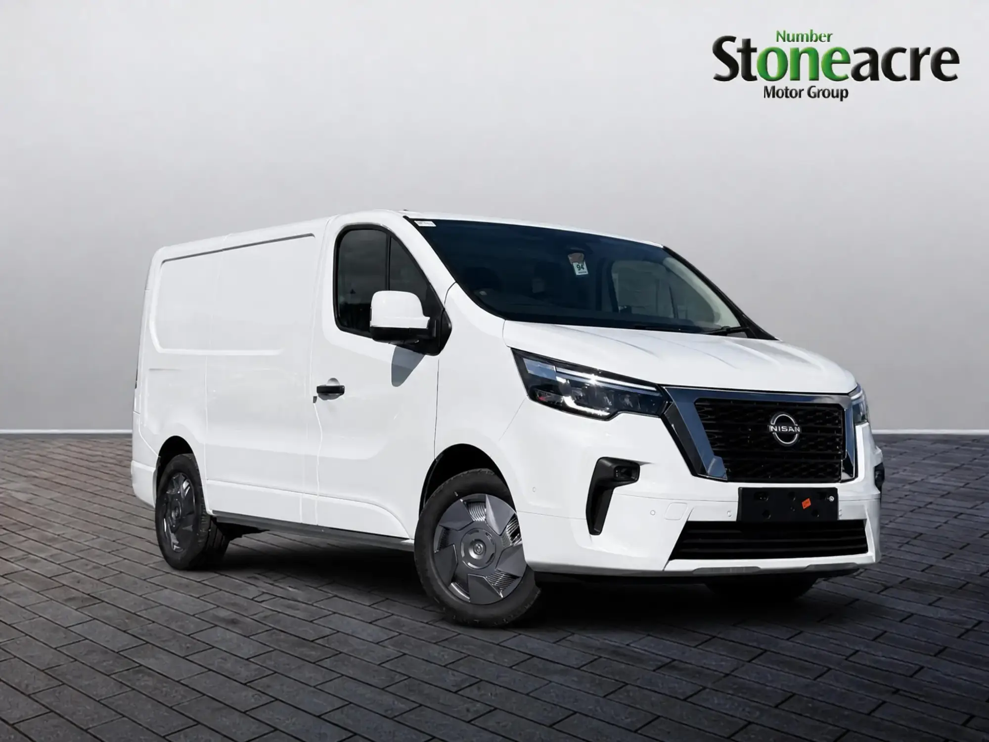 Nissan Primastar 2.0 dCi 30 Tekna L1 Euro 6 (s/s) 5dr Image 1 Nissan Primastar 2.0 dCi 30 Tekna L1 Euro 6 (s/s) 5dr Image 1