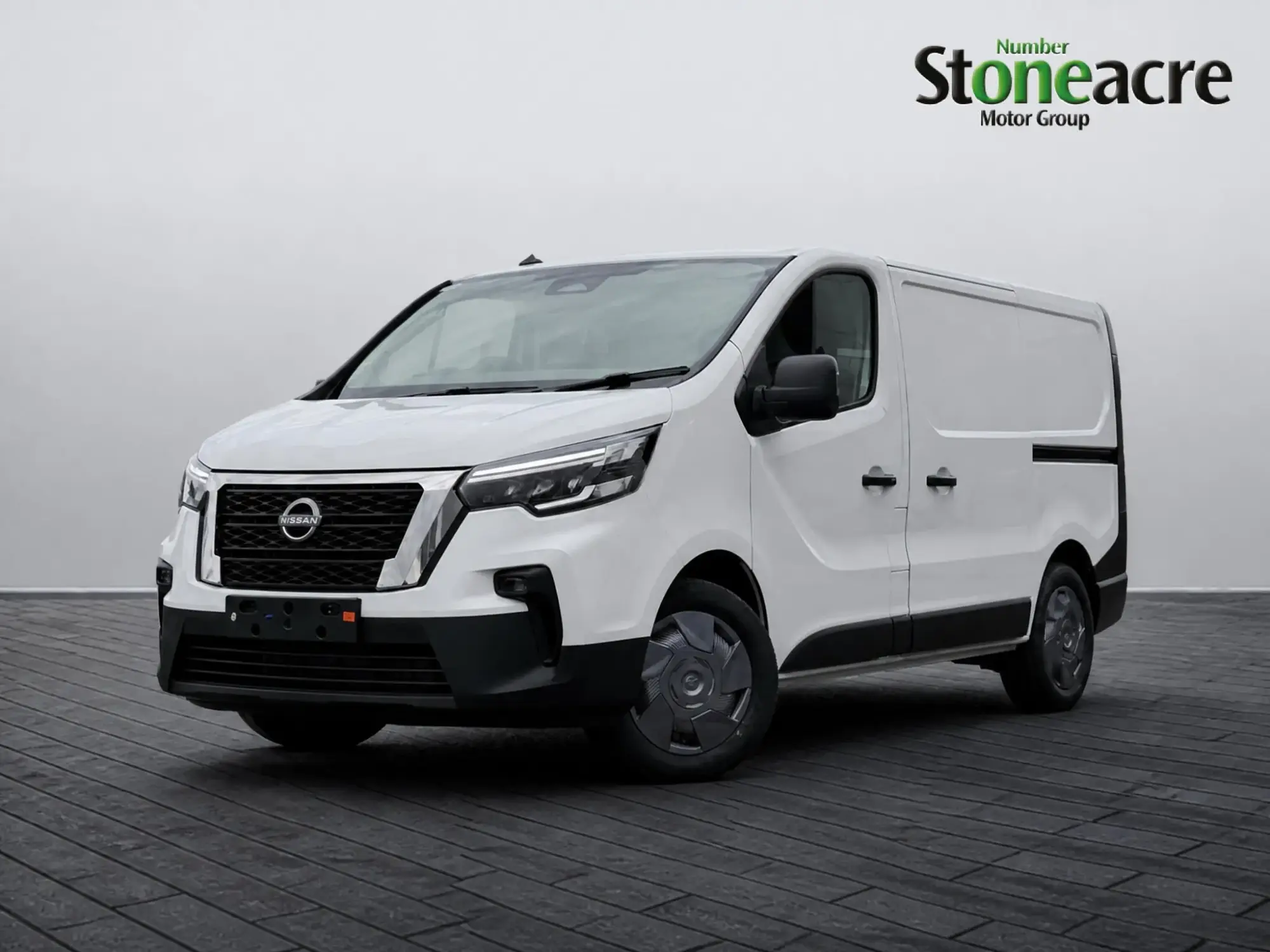 Nissan Primastar 2.0 dCi 30 Acenta L1 Euro 6 (s/s) 5dr Image 1 Nissan Primastar 2.0 dCi 30 Acenta L1 Euro 6 (s/s) 5dr Image 1